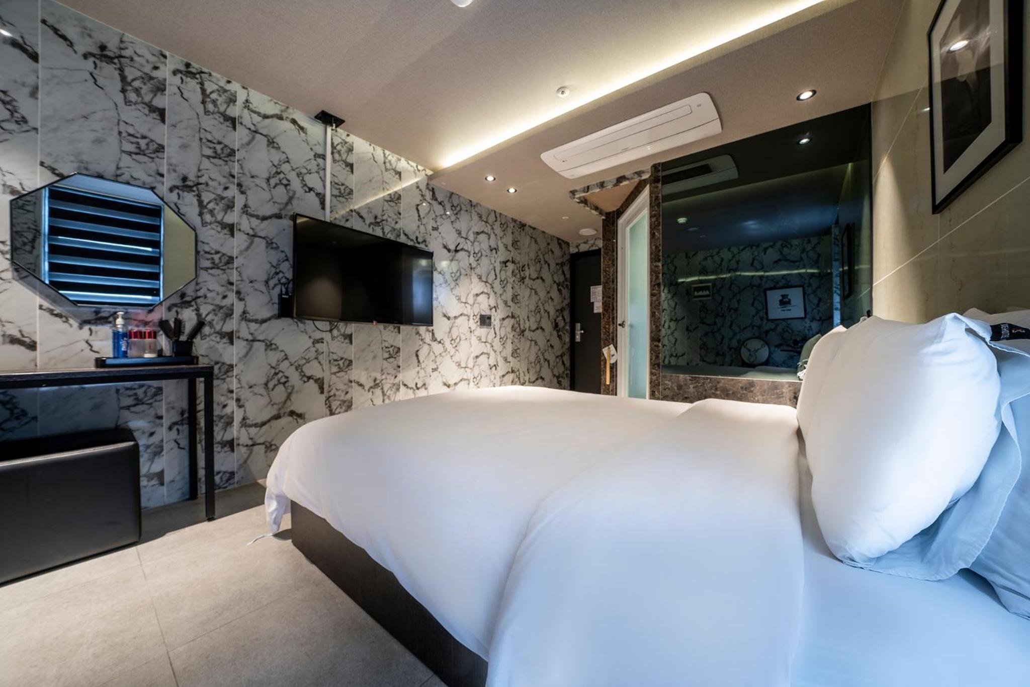 MG Hotel Jonggak 4