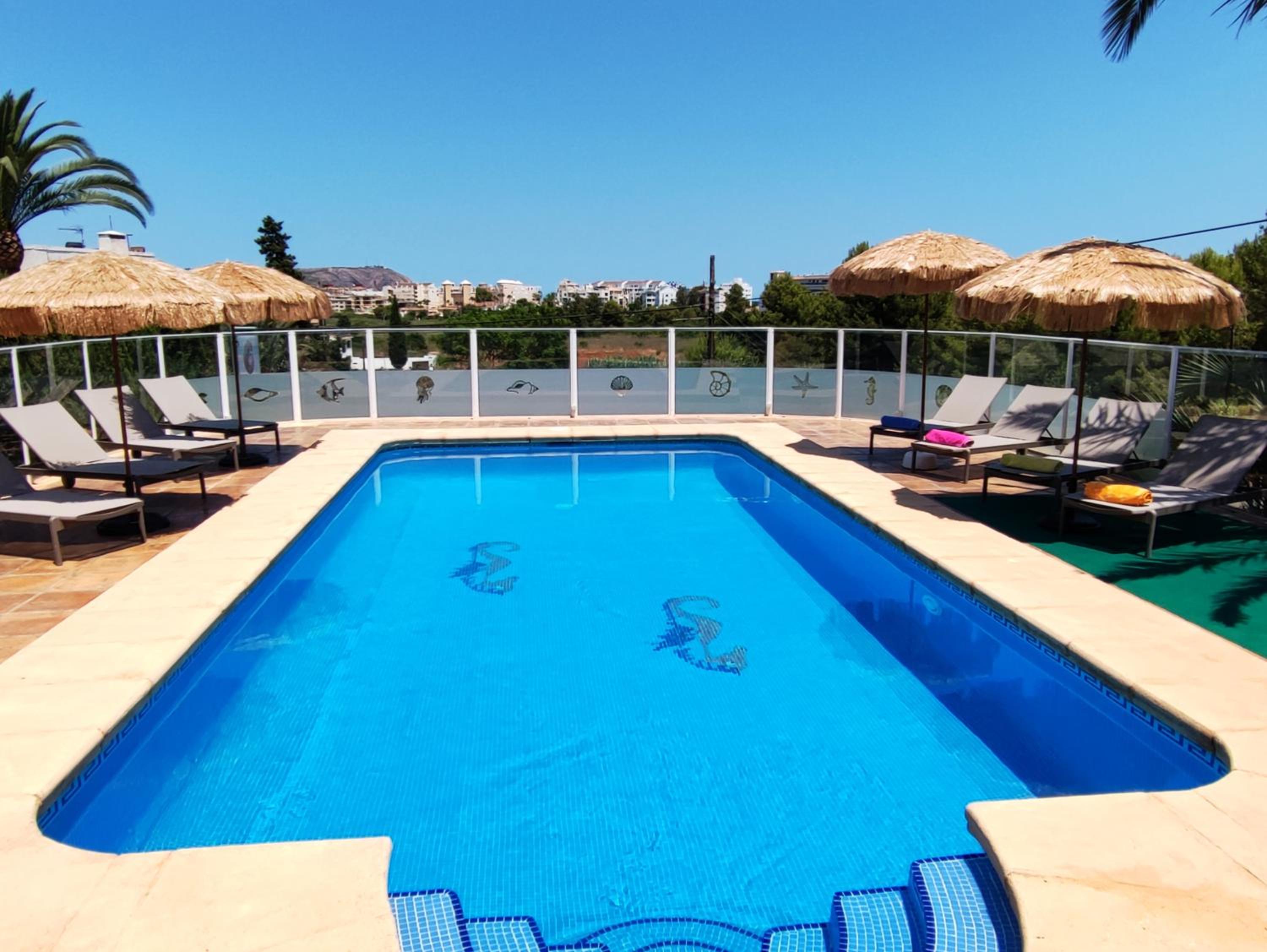 Hotel Villa Gota de Mar - Image 1