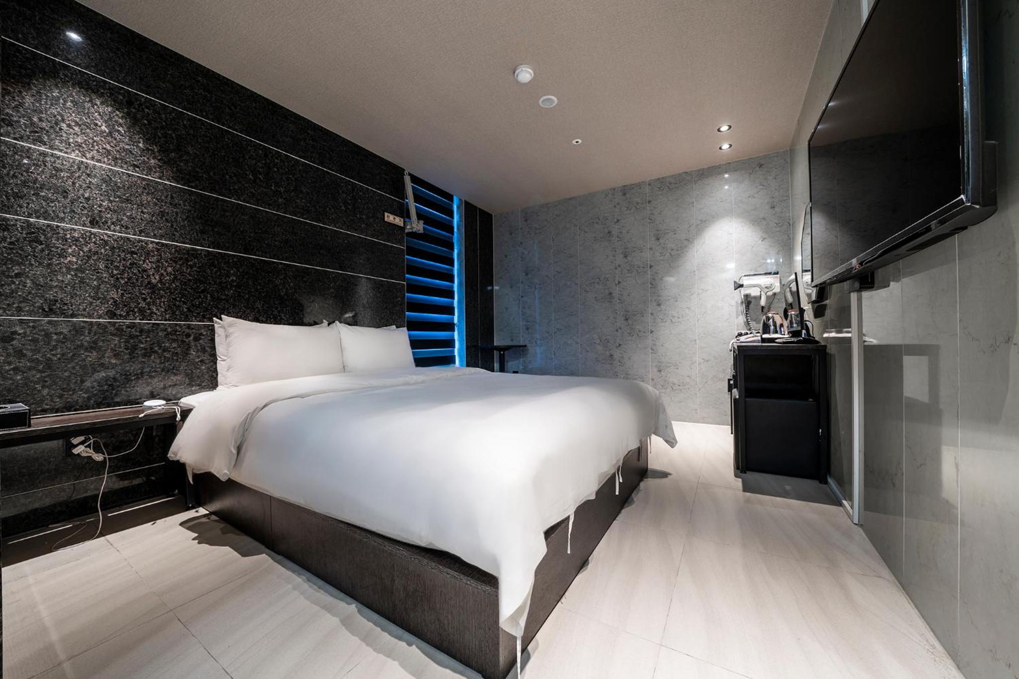 MG Hotel Jonggak 29