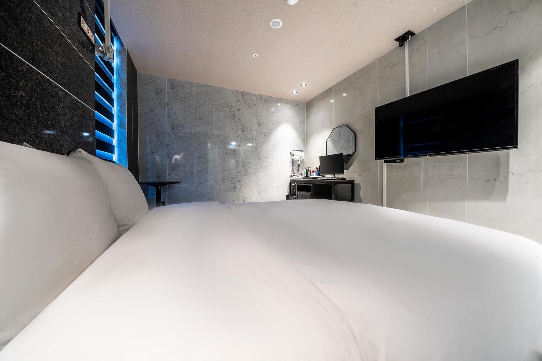 MG Hotel Jonggak 30
