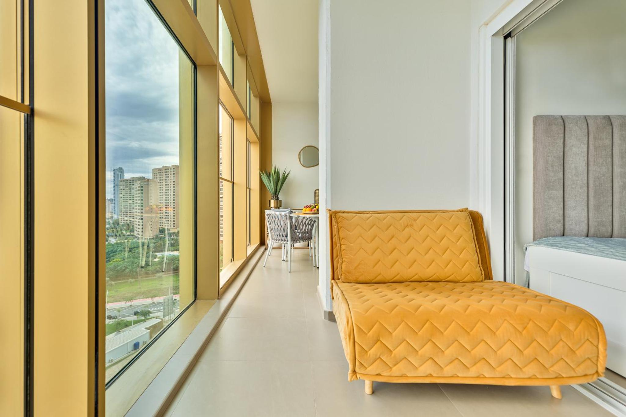 Intempo Gold&Gris Apartment