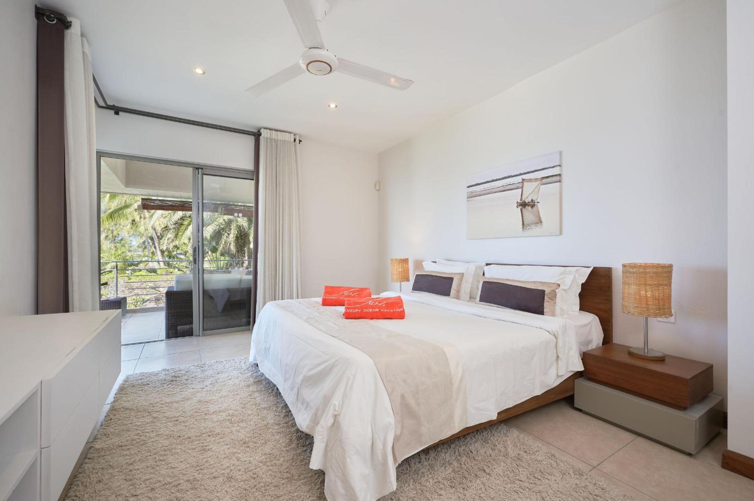 Bon Azur Beachfront Apartments & Penthouses by LOV Mauritius, Trou Aux Biches