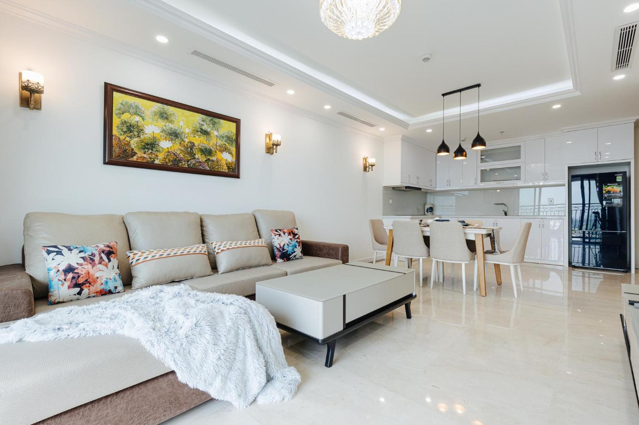 D'LEROI SOLEIL- TAY HO- NEAR WESTLAKE IN HA Noi