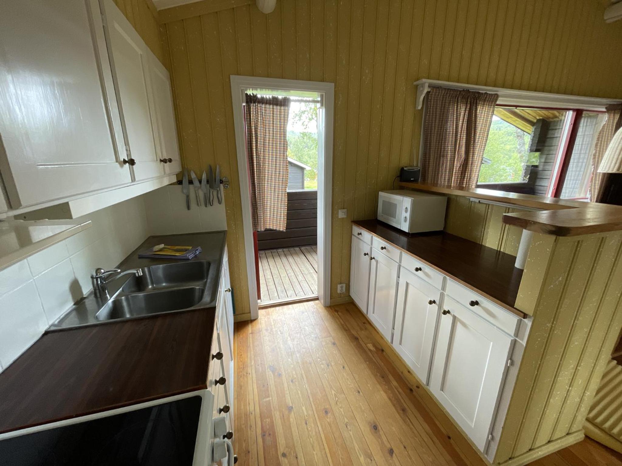Photo 8