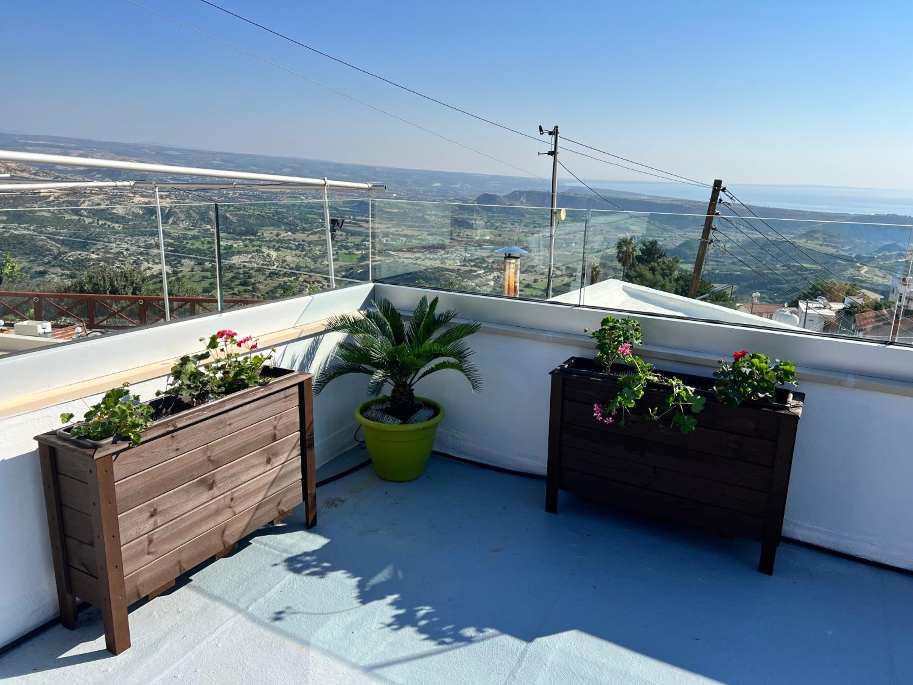 'I Folia' Village house with roof garden and terrace