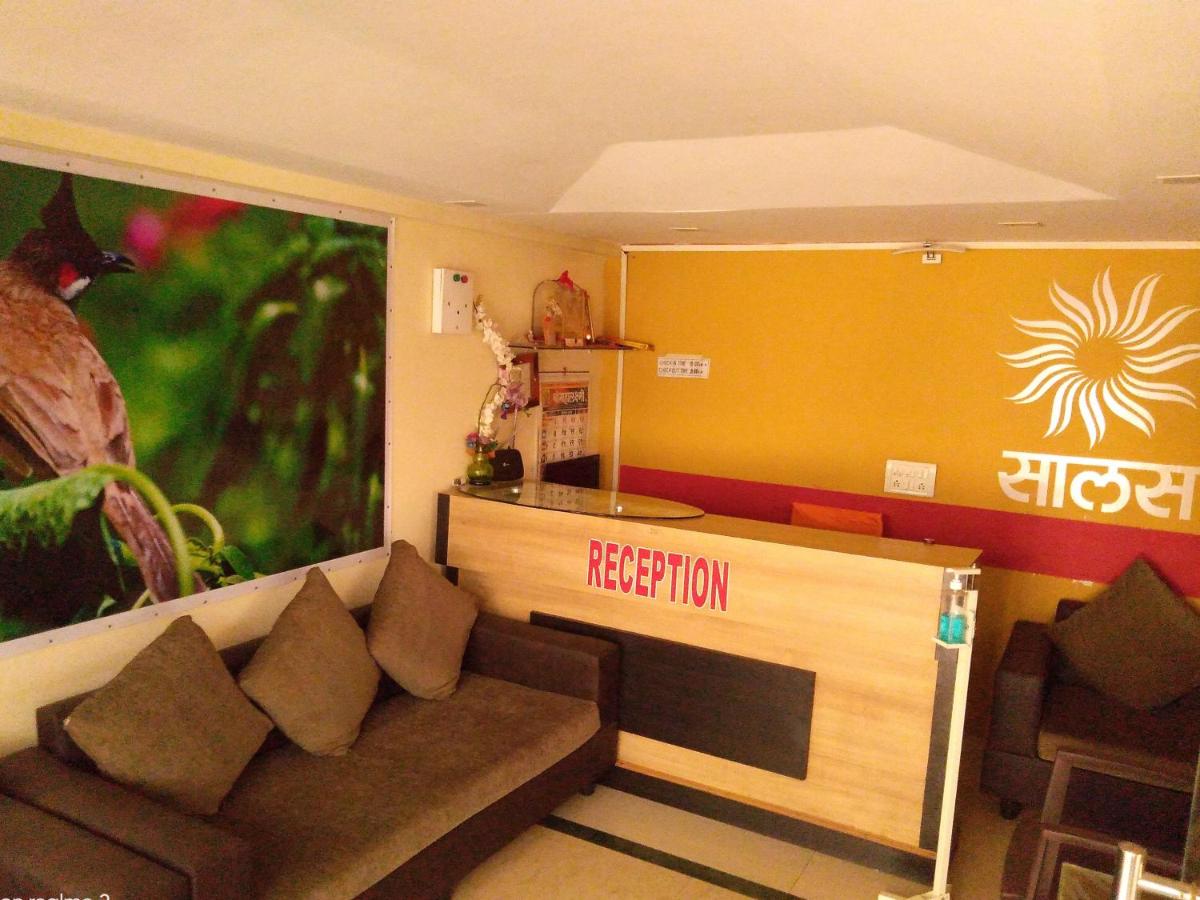 SALAS EXECUTIVE view 3
