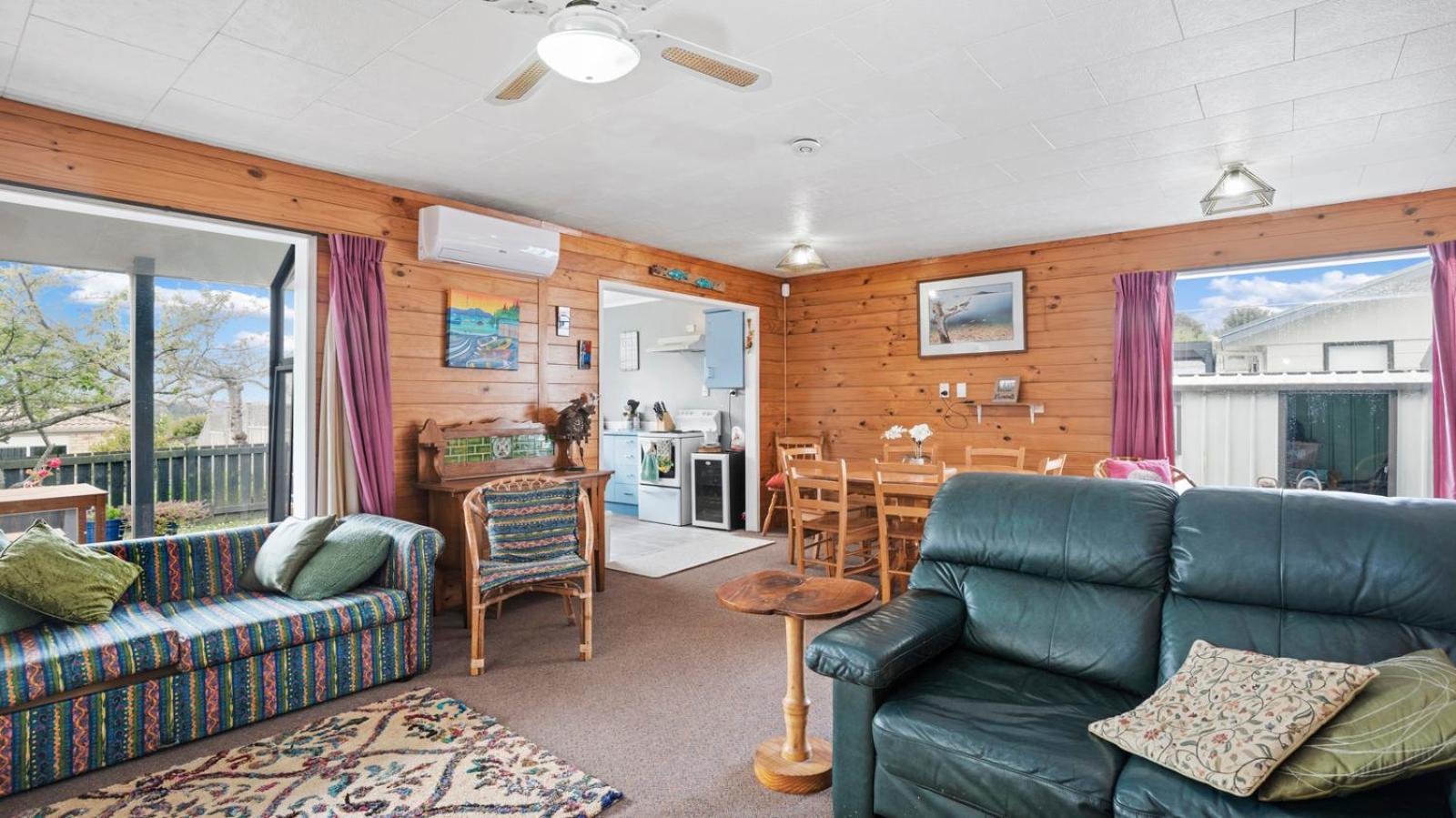 Beachglen - Snells Beach Holiday Home view 4