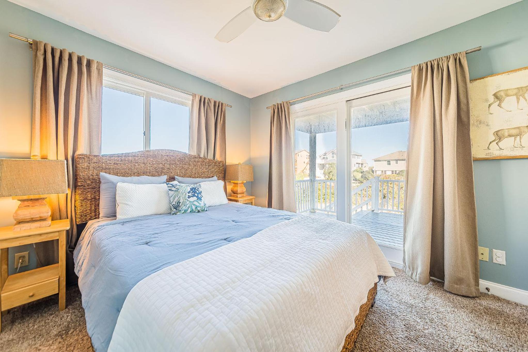 Arcadia - Duck, Caffey's Inlet, Ocean Views, 50 Yards to Beach, Pool, Pets OK, Cul-de-sac Location