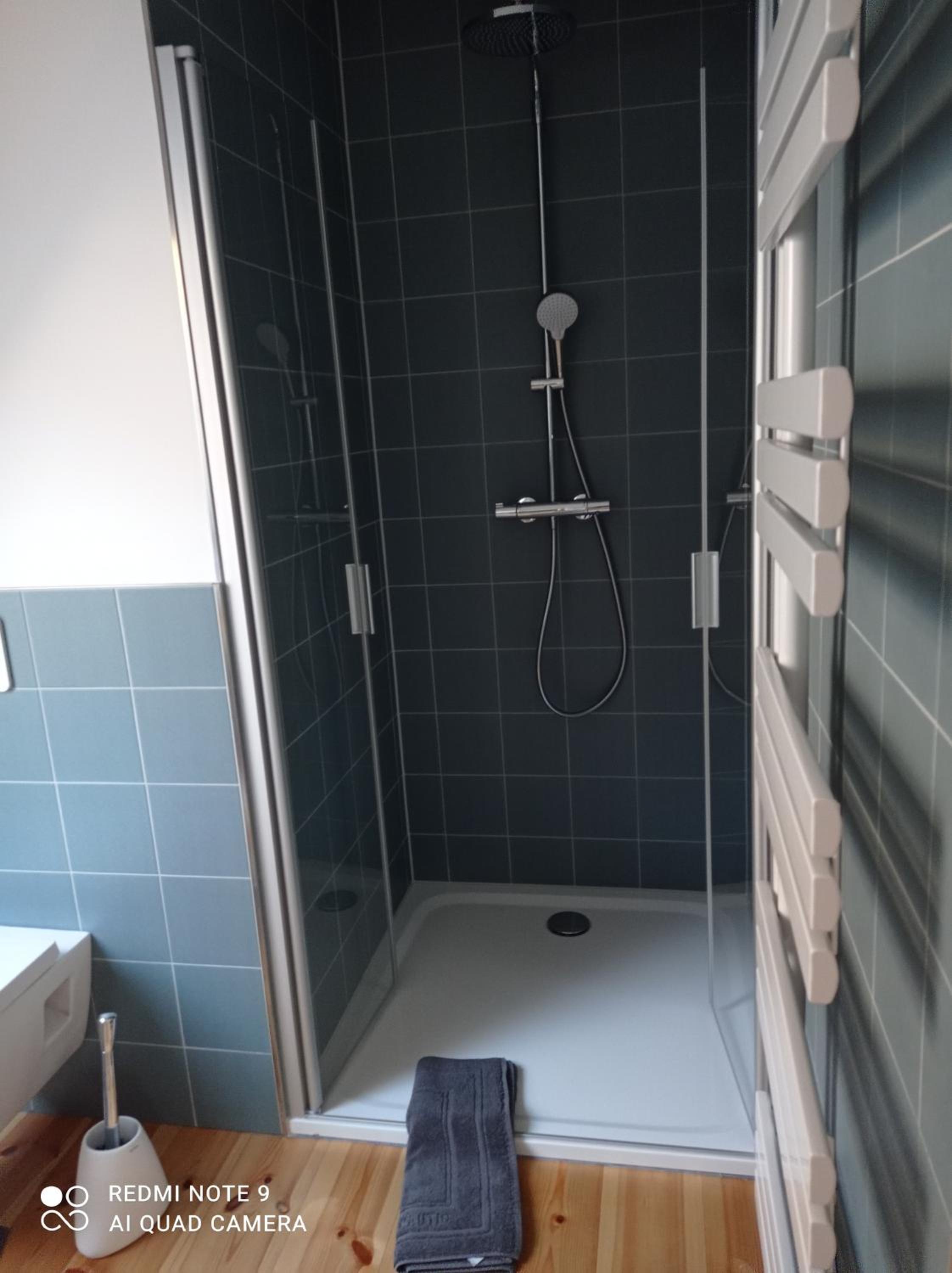 Drei-Seiten-Hof Étable mit Schwimmteich und Klimanlage
