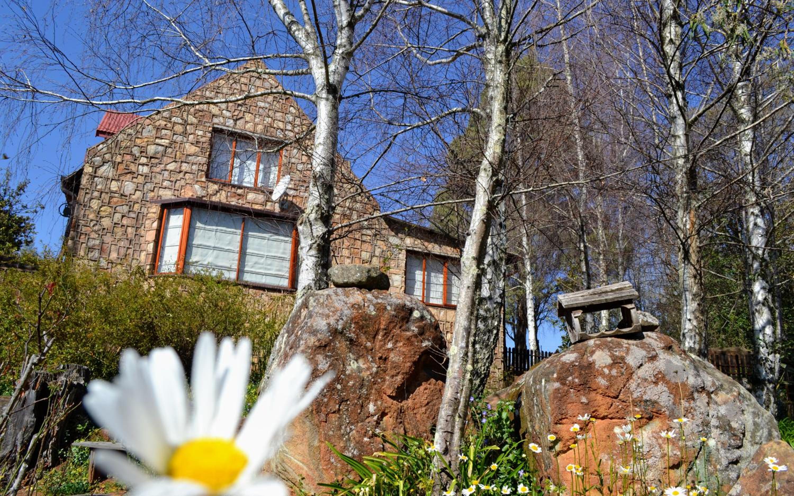 Dullies Cottage