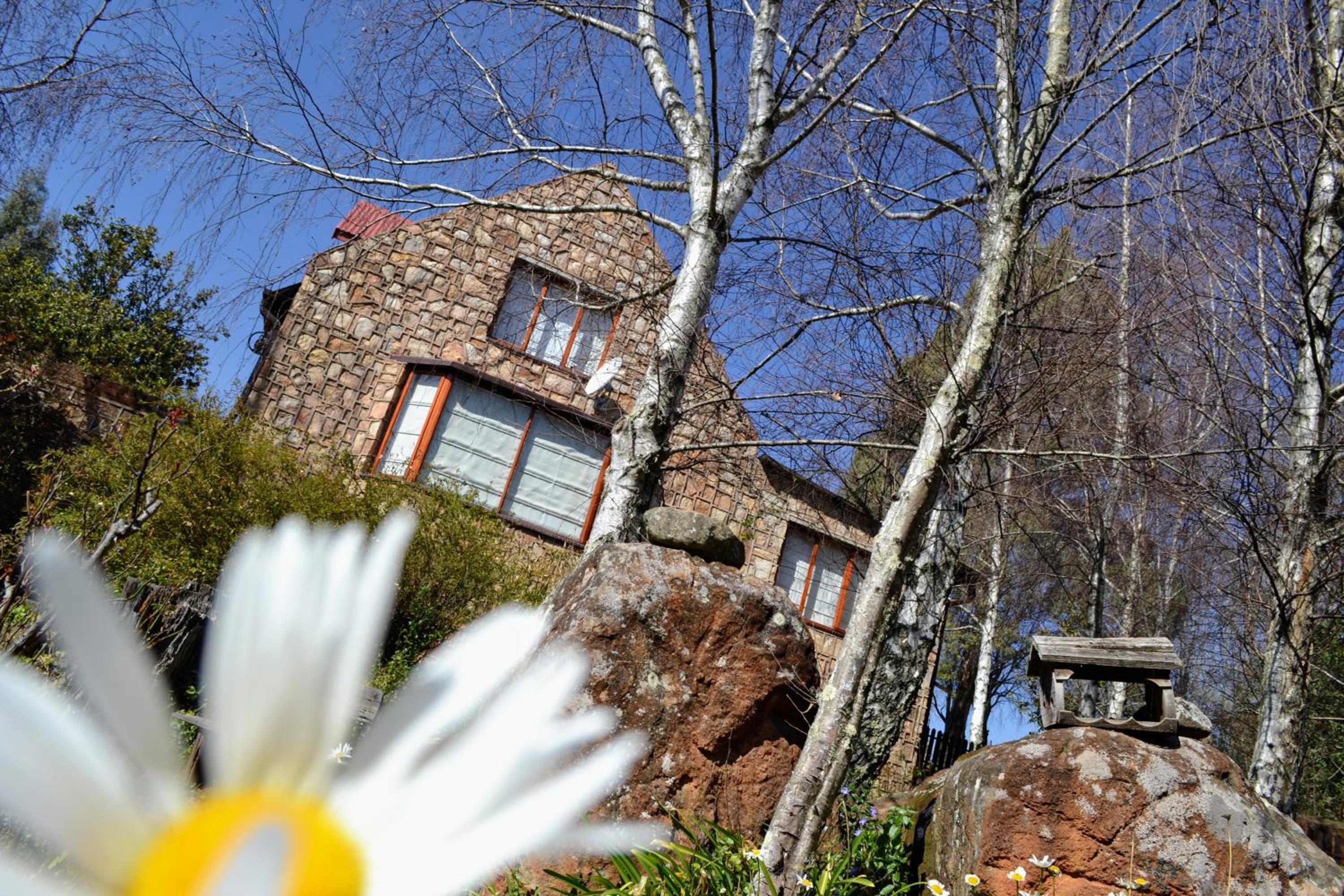 Dullies Cottage
