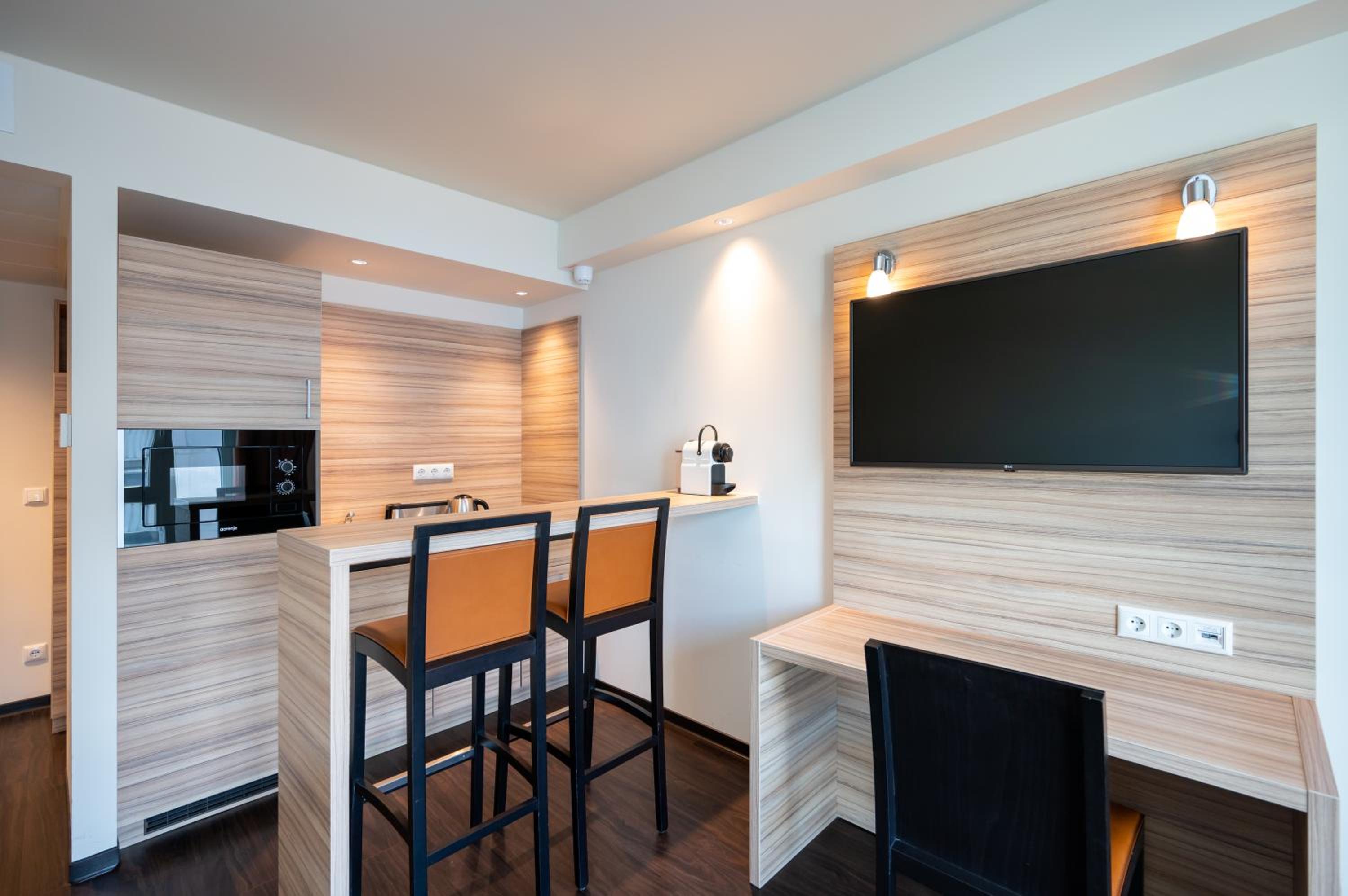 Staycity Aparthotels Heidelberg — photo 7