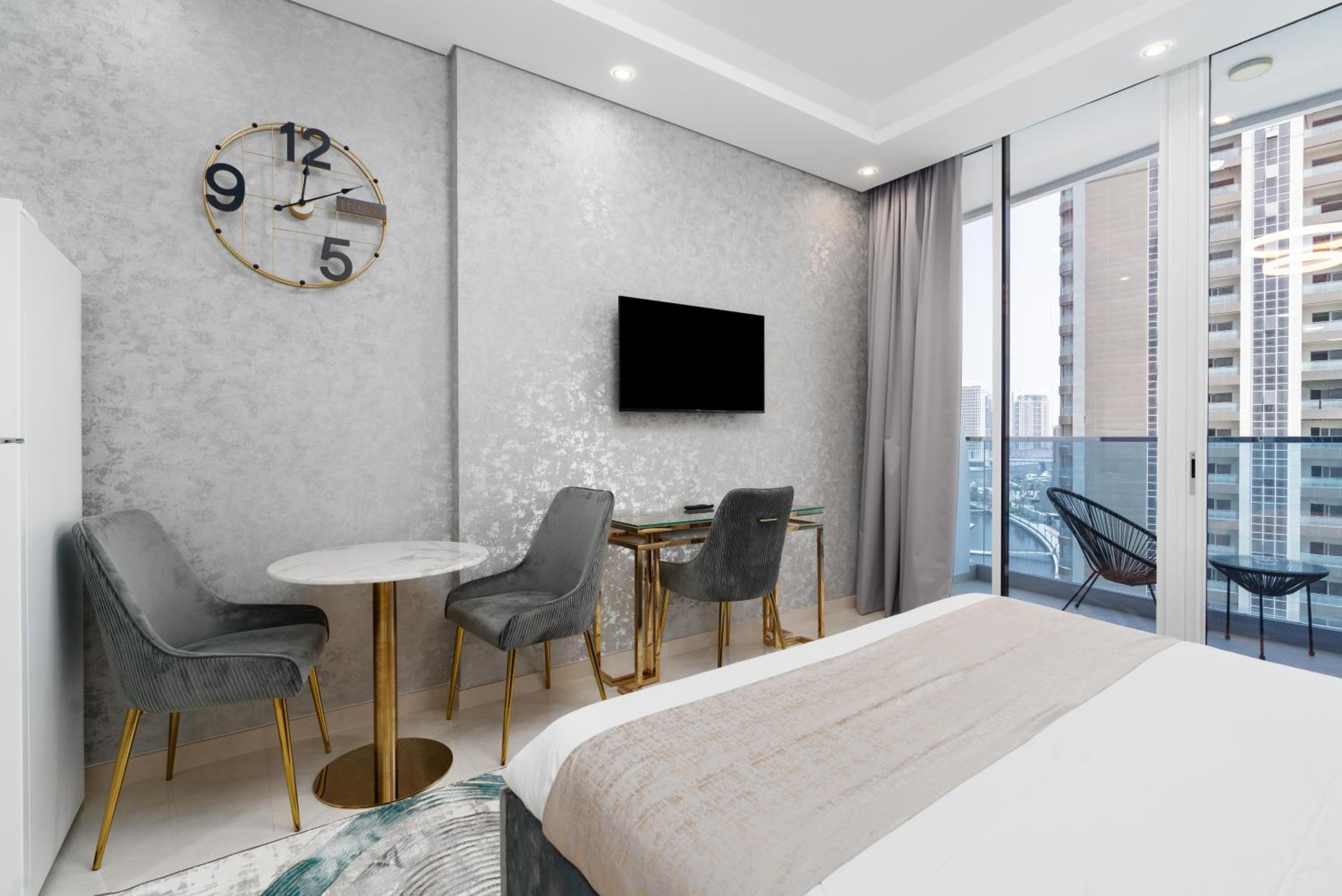 GlobalStay Business Bay Waves Tower Apartments Dubai