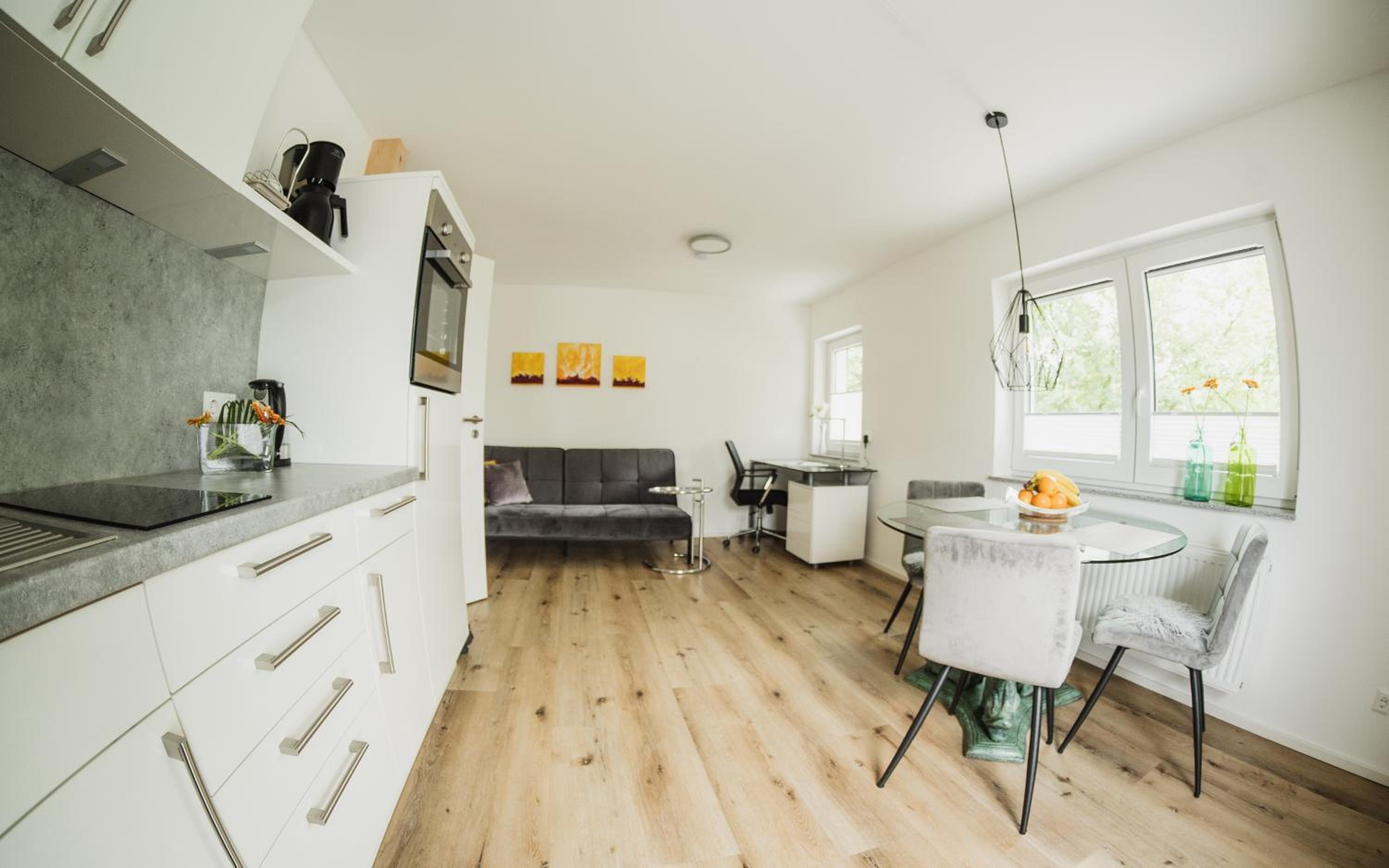 Wohnen auf Zeit in Weingarten en Weingarten — kitchen