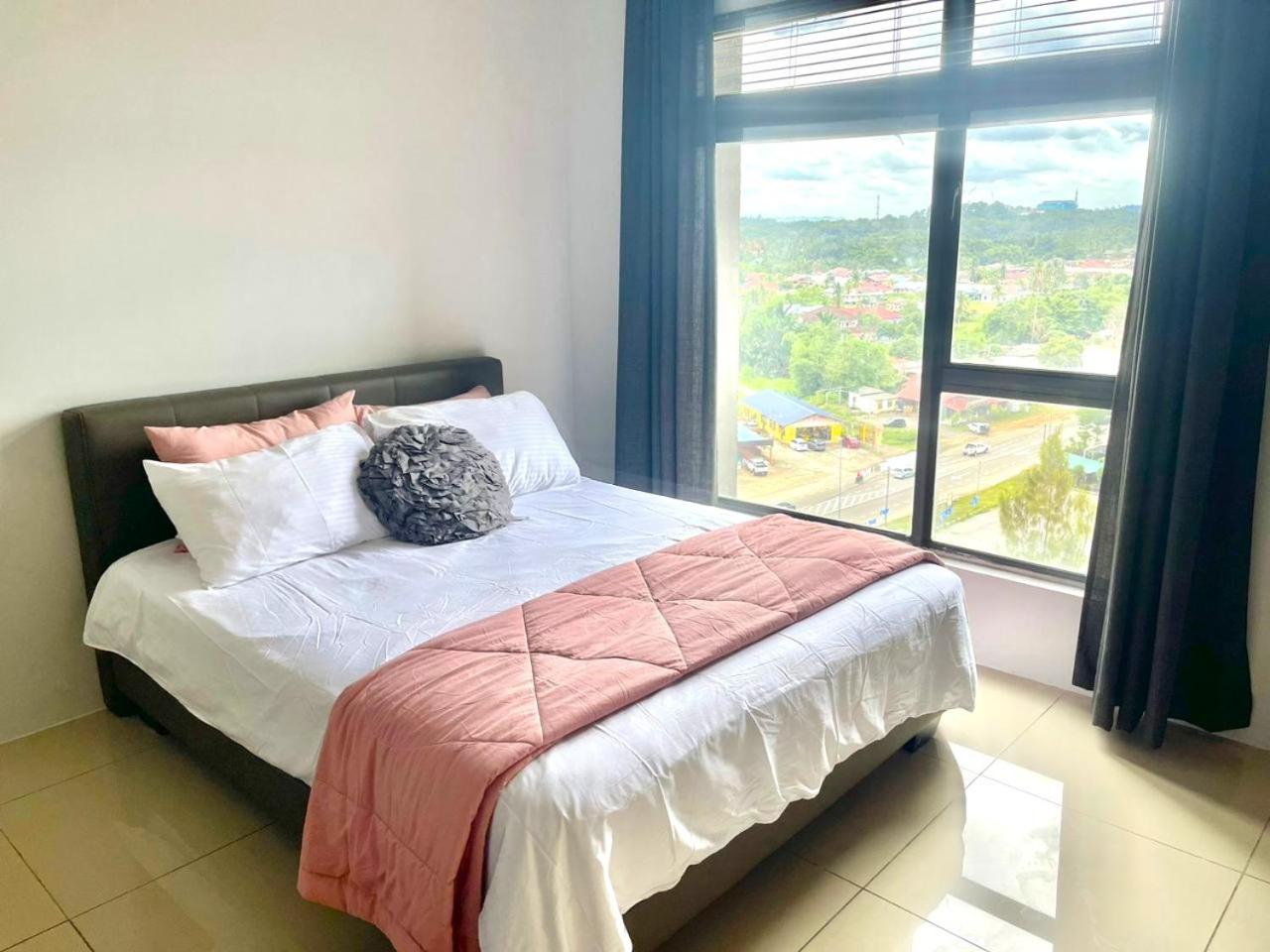 SG Residence Deluxe Family Suite Seaview 2Bedroom view 3