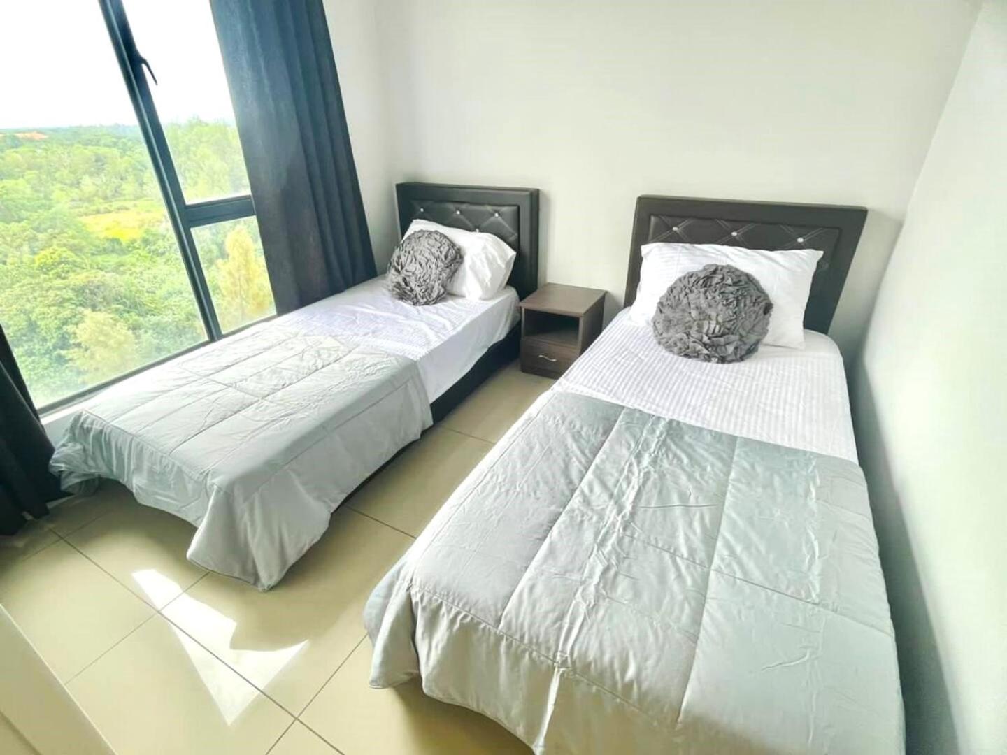 SG Residence Deluxe Family Suite Seaview 2Bedroom view 4
