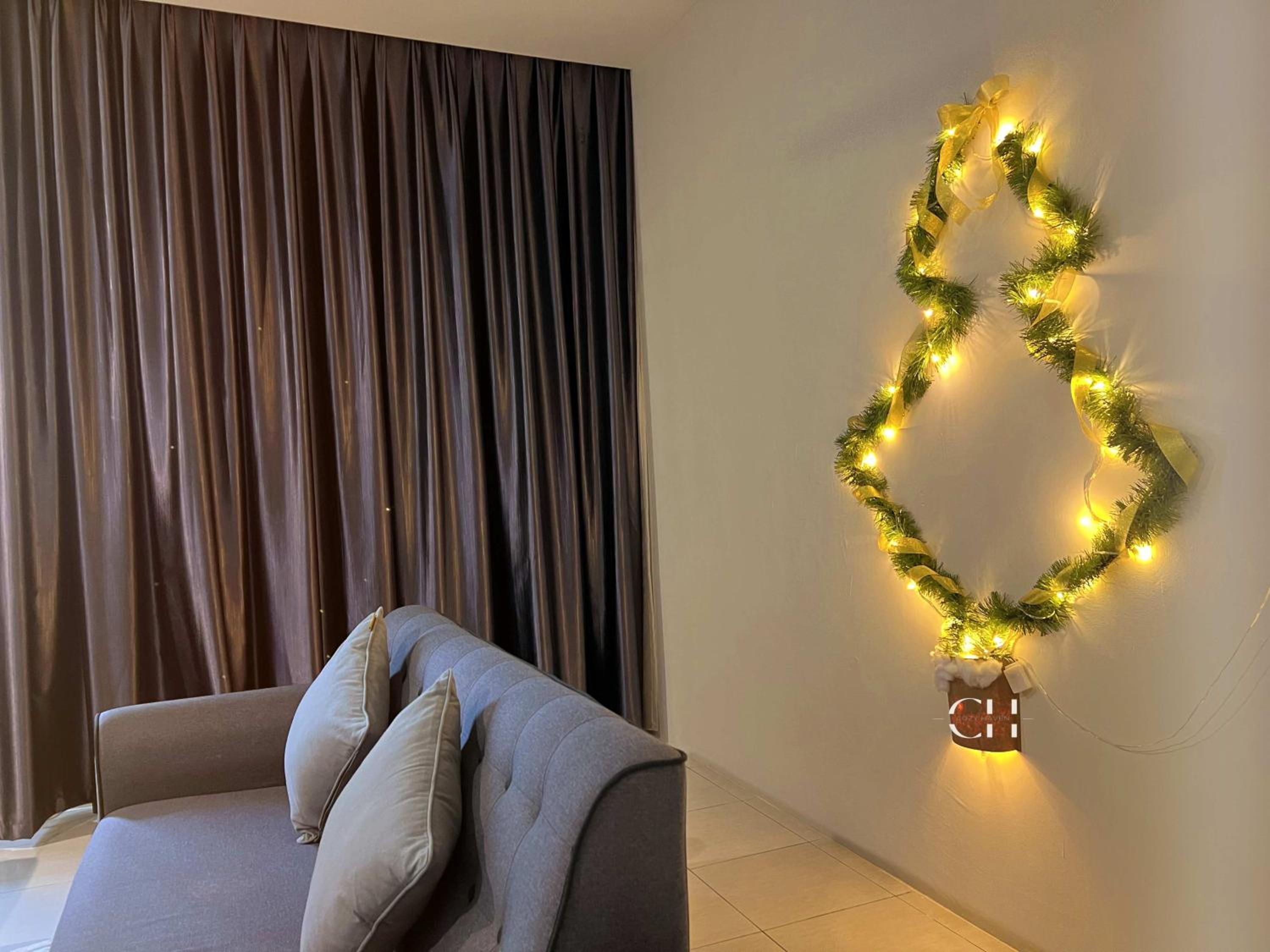 King bed Kuching Stutong Heights Apartment Nearby Airport photo 6