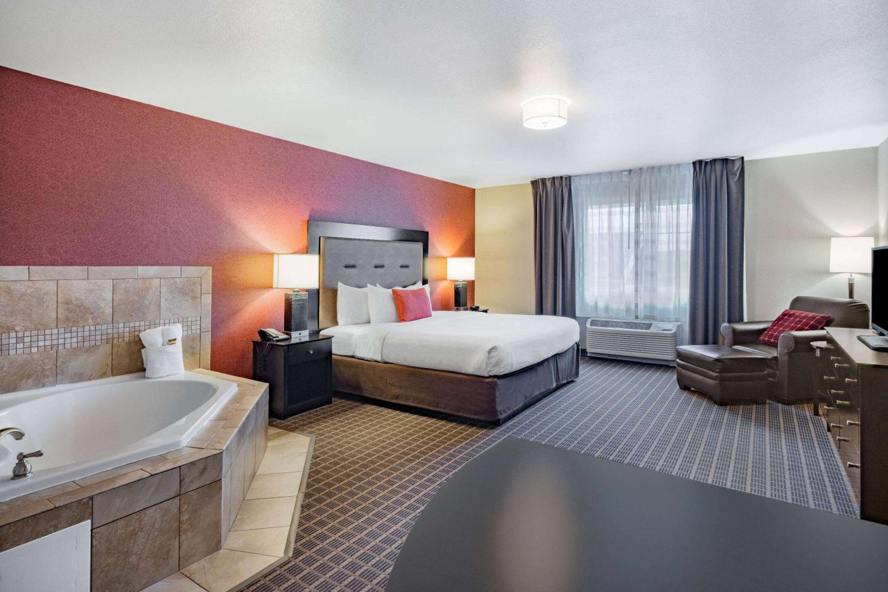 Hawthorn Extended Stay by Wyndham Dickinson