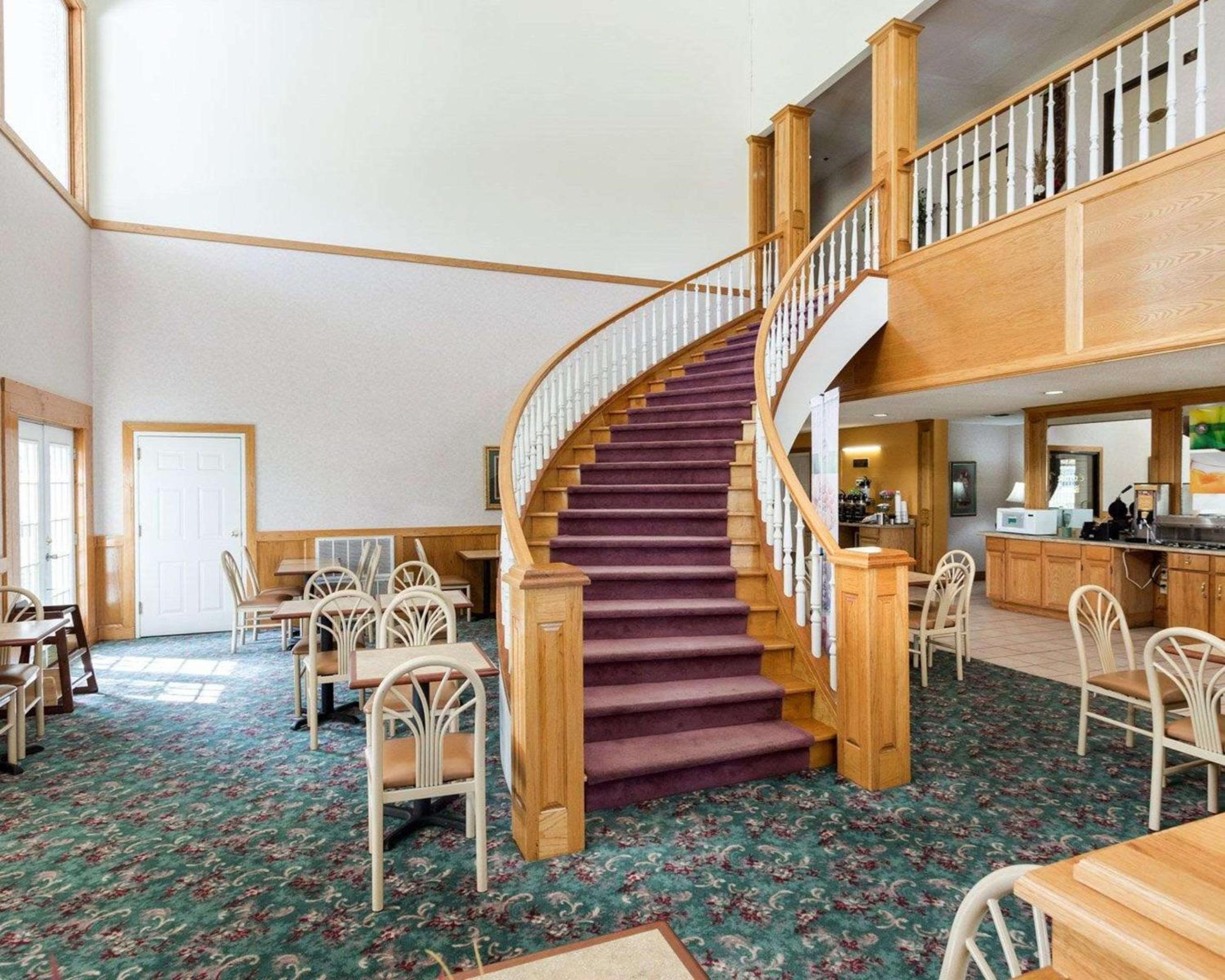 Quality Inn - Property Image 2