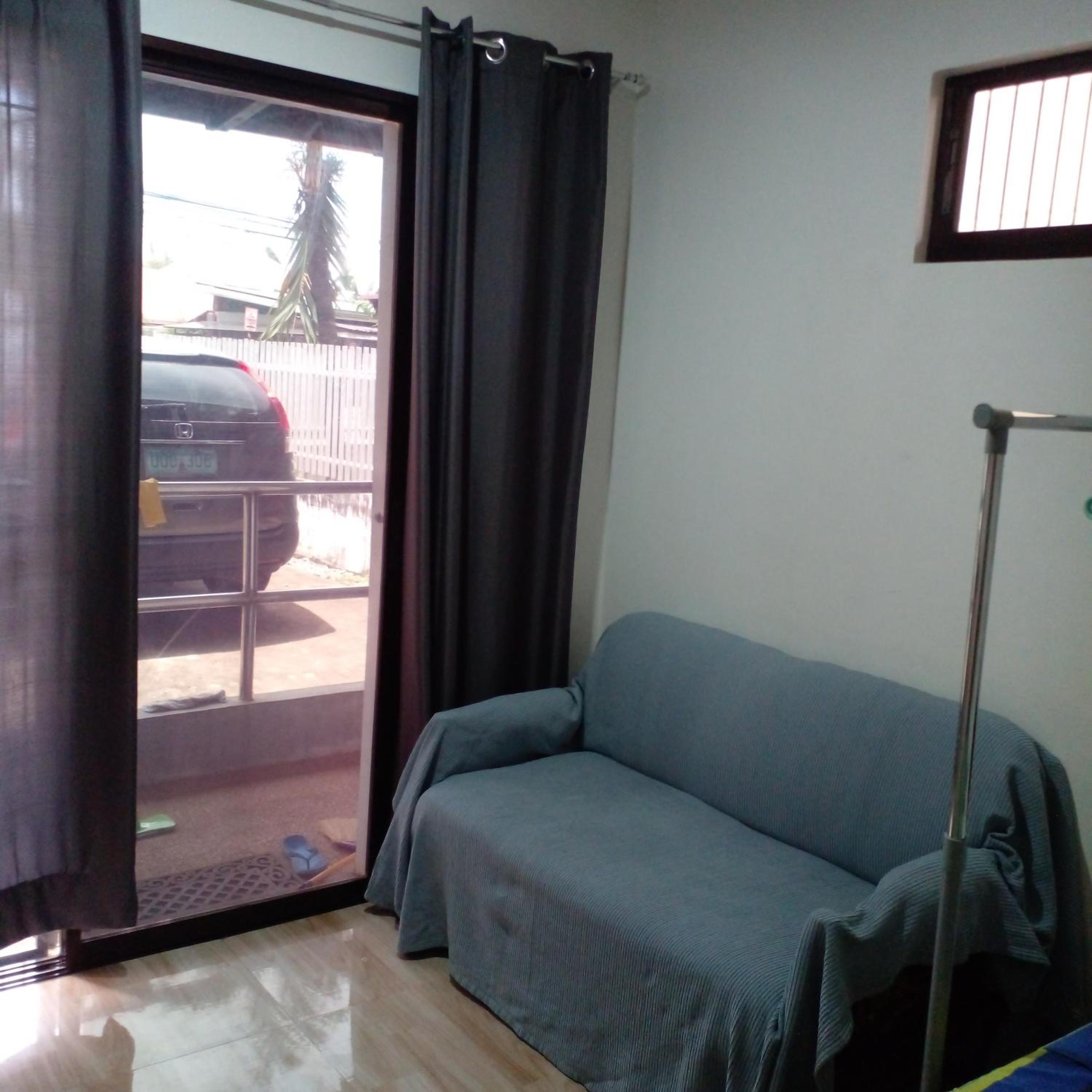 Pingarons Apartelle view 5