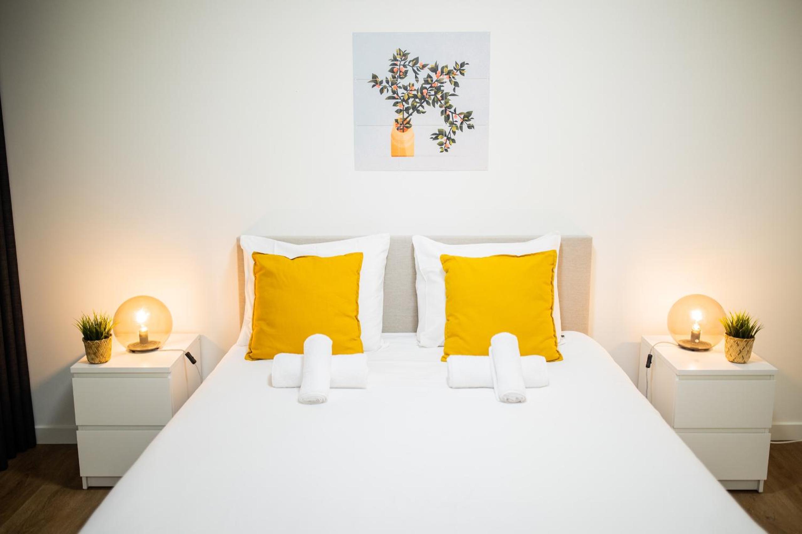 Great 95m2 Two-Bedroom Apartment - WE39 view 4