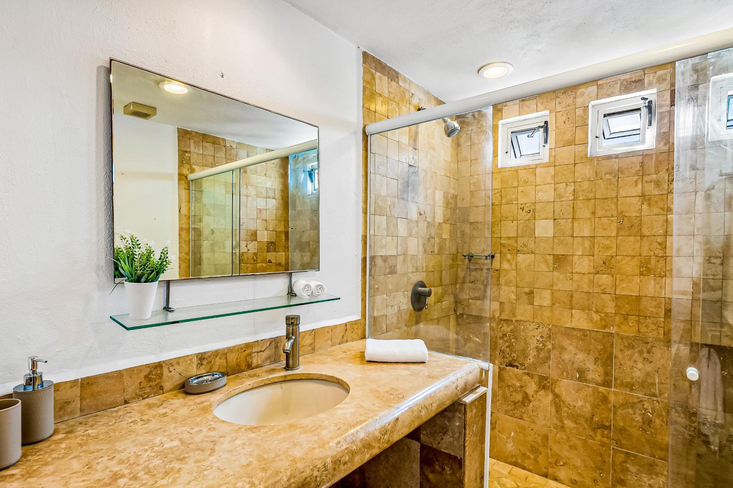 Nitta 310 PH - Property Image 30