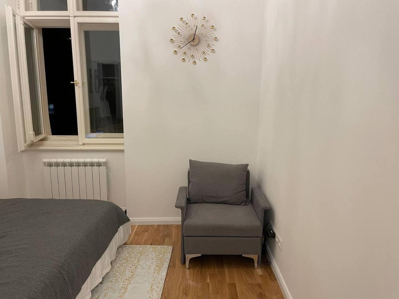 2-Bed Apartment in Praha