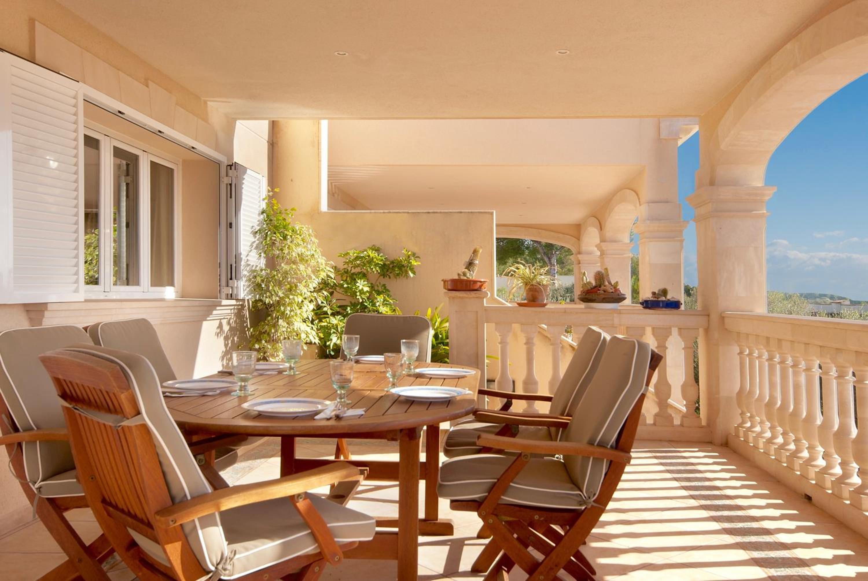 Immaculate Mallorca Villa Las Olas 3 Bedrooms Ideal for Families Couples Alcudia