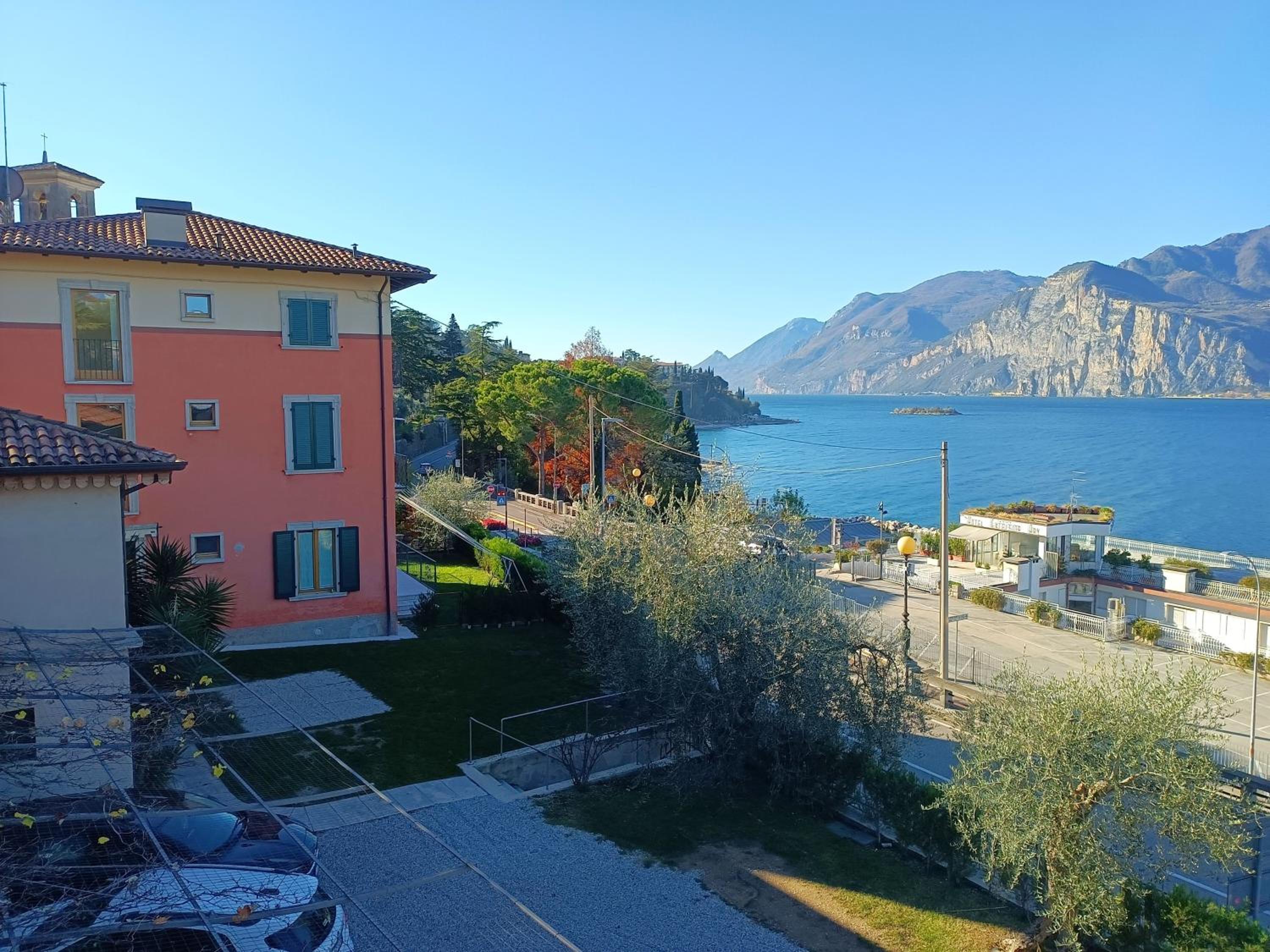 APPARTAMENTI CAPRI MALCESINE