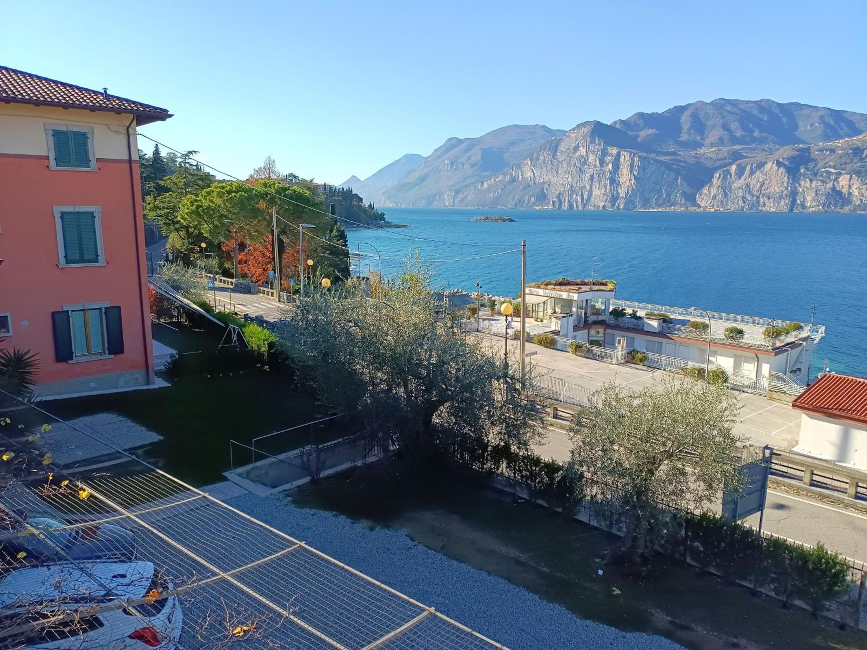 APPARTAMENTI CAPRI MALCESINE