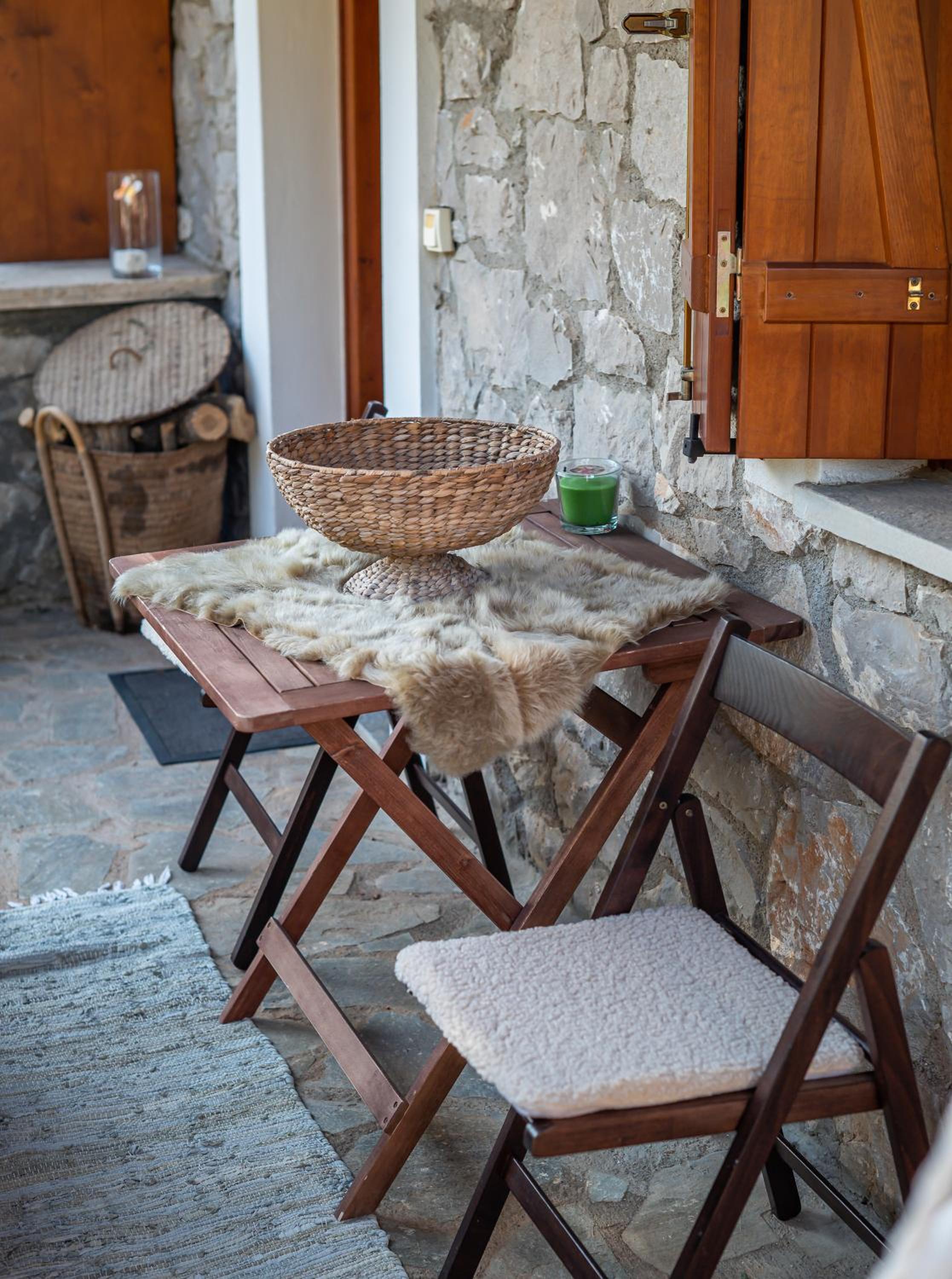 Livadi cozy villa