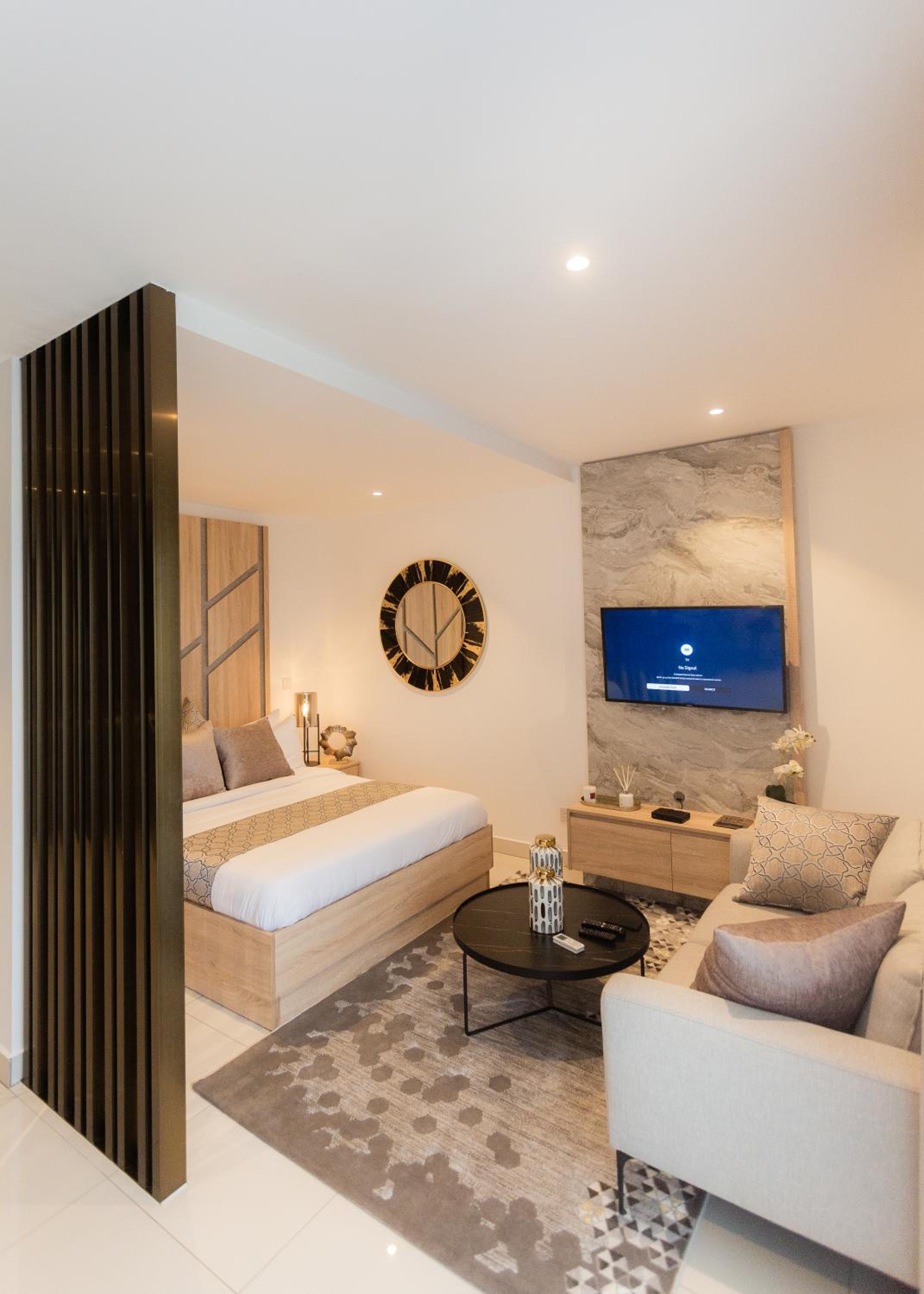 Accra Luxury Apartments @ The Lennox - Image 2