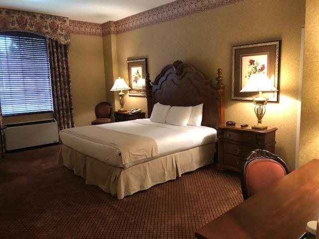 The Inn and Spa at East Wind - Property Image 29