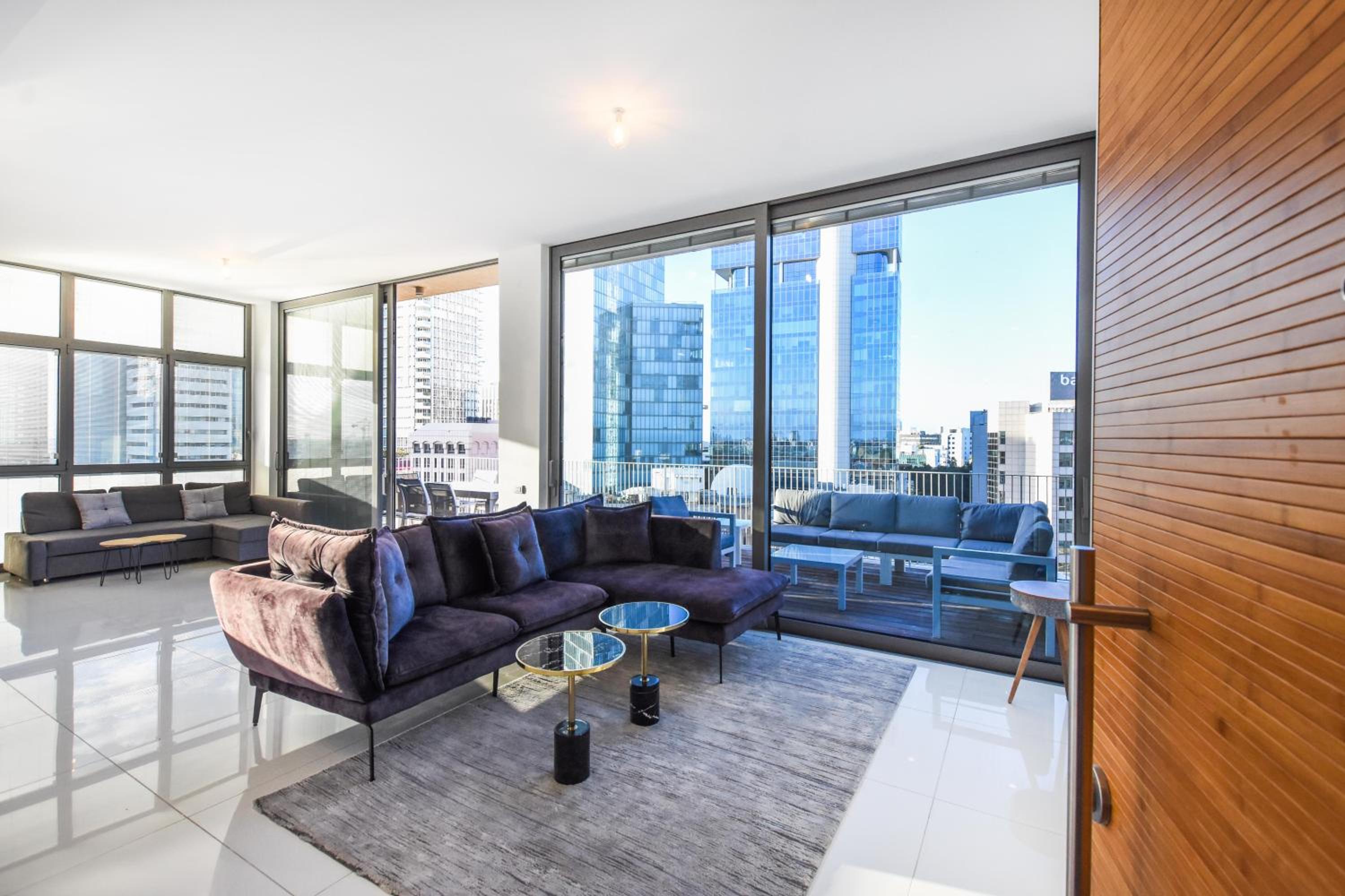 Spacious 3BR Close to Rothschild with MAMAD by HolyGuest view 2