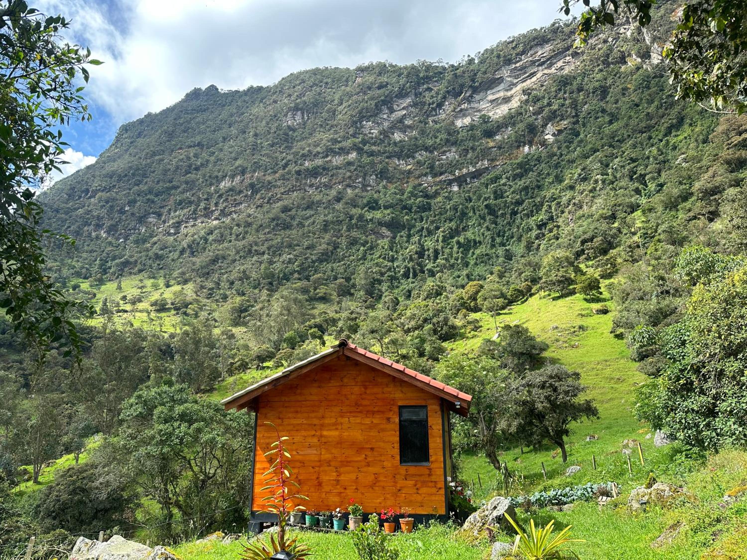Rincón Entre Piedras-Cabaña Entre Montañas