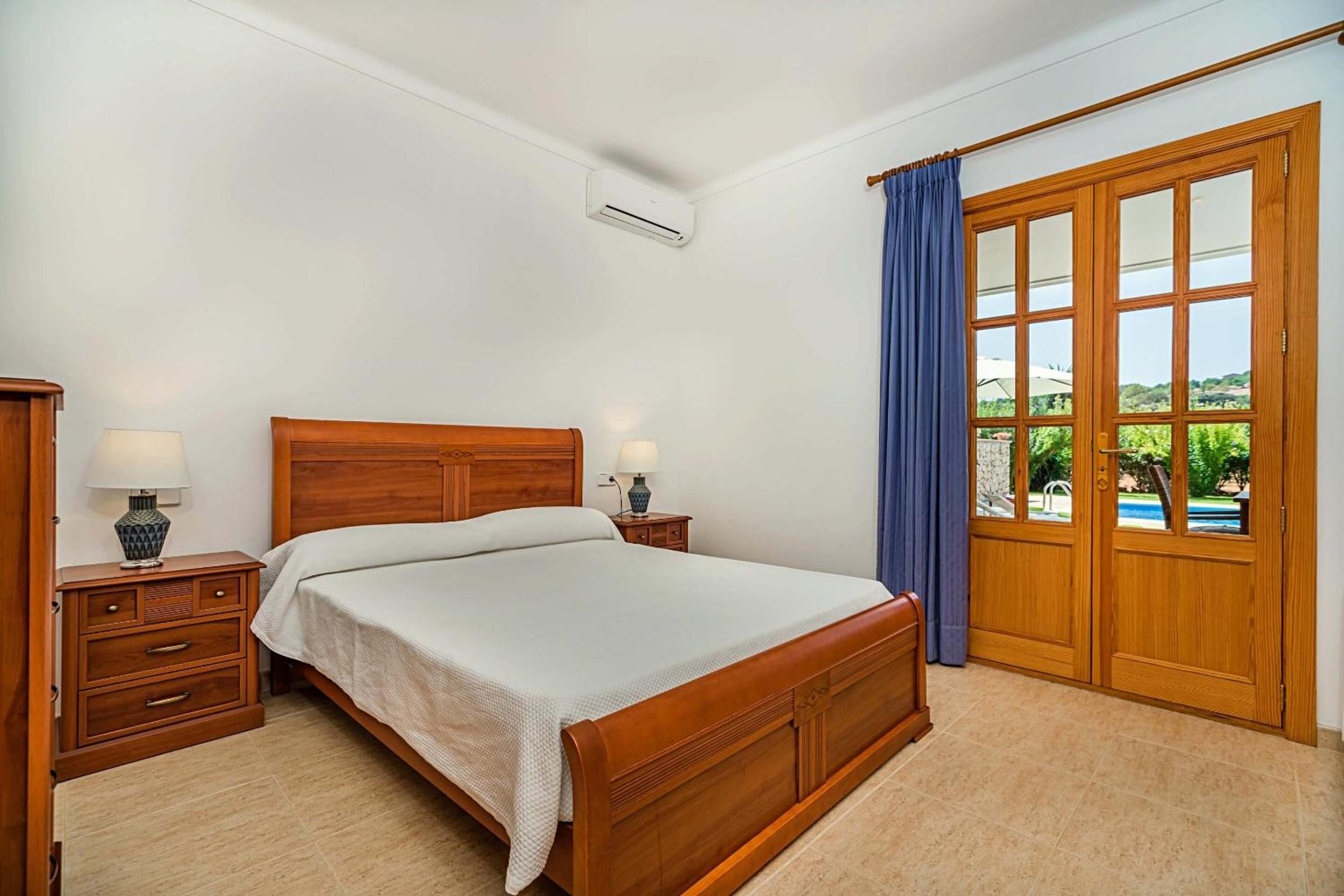 Beautiful Mallorca Villa Lluna Nova 4 Bedrooms Fully AirConditioned Interior Private Pool Sa Pobla