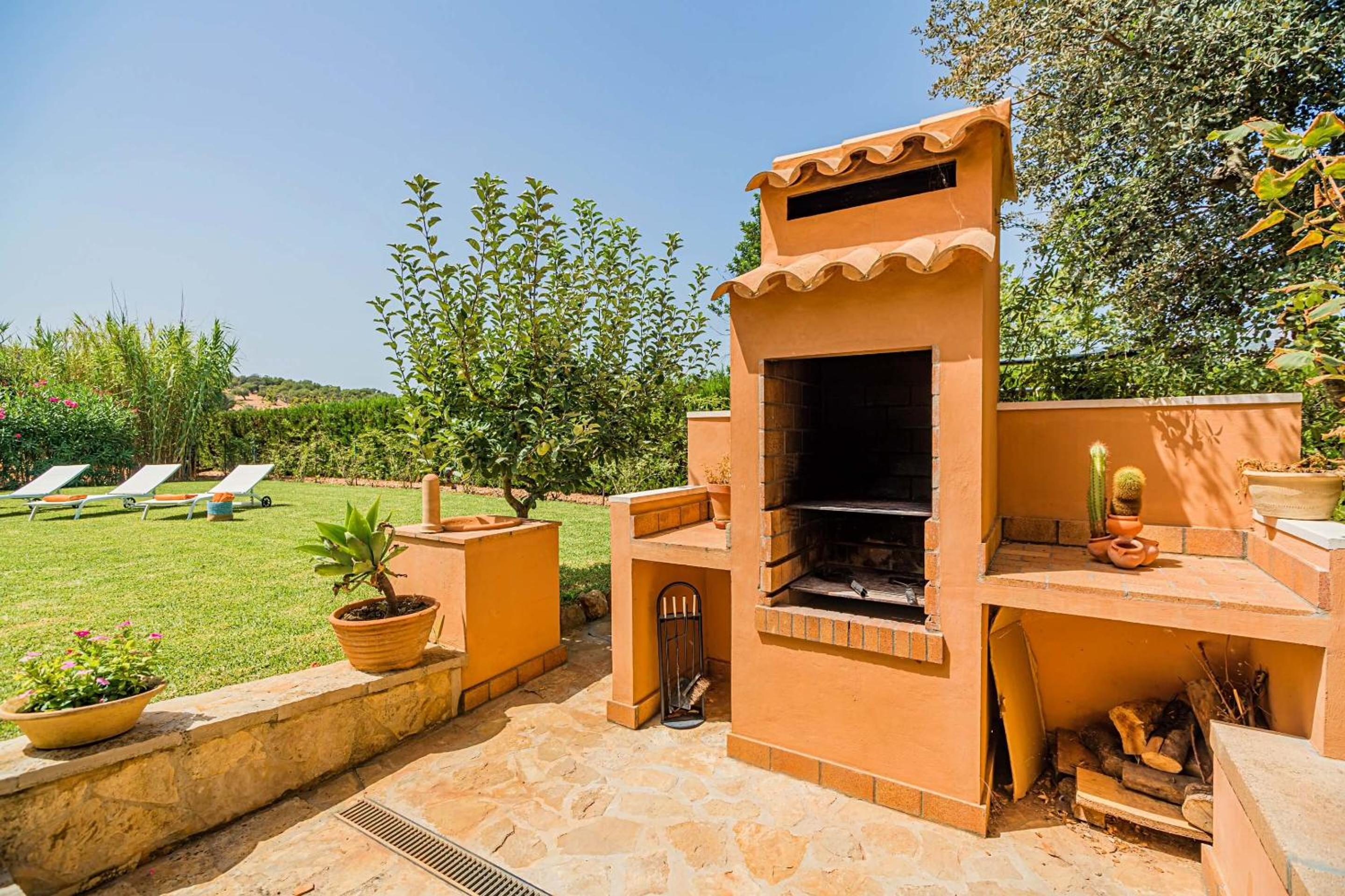 Beautiful Mallorca Villa Lluna Nova 4 Bedrooms Fully AirConditioned Interior Private Pool Sa Pobla