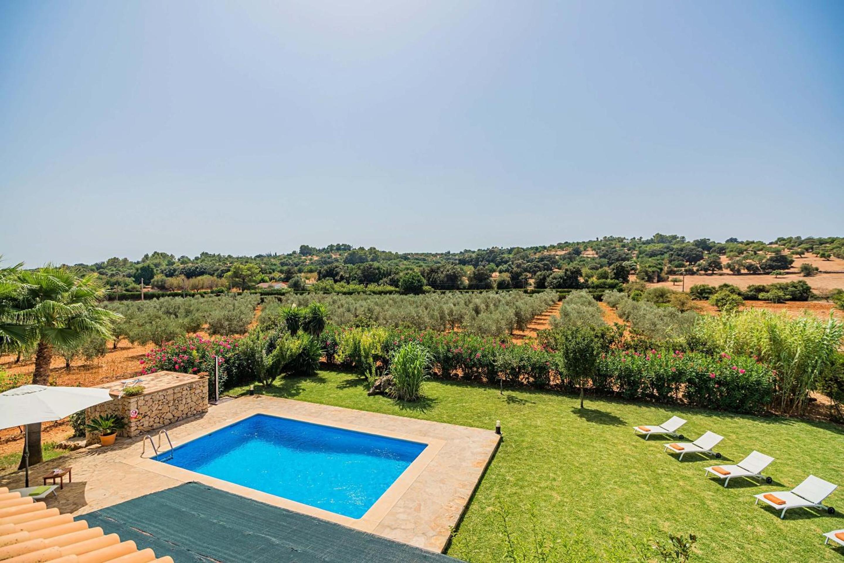 Beautiful Mallorca Villa Lluna Nova 4 Bedrooms Fully AirConditioned Interior Private Pool Sa Pobla
