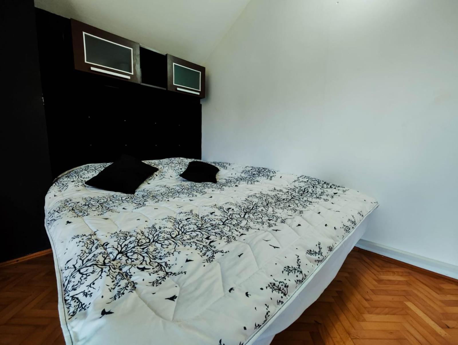 Lexor Holiday Home