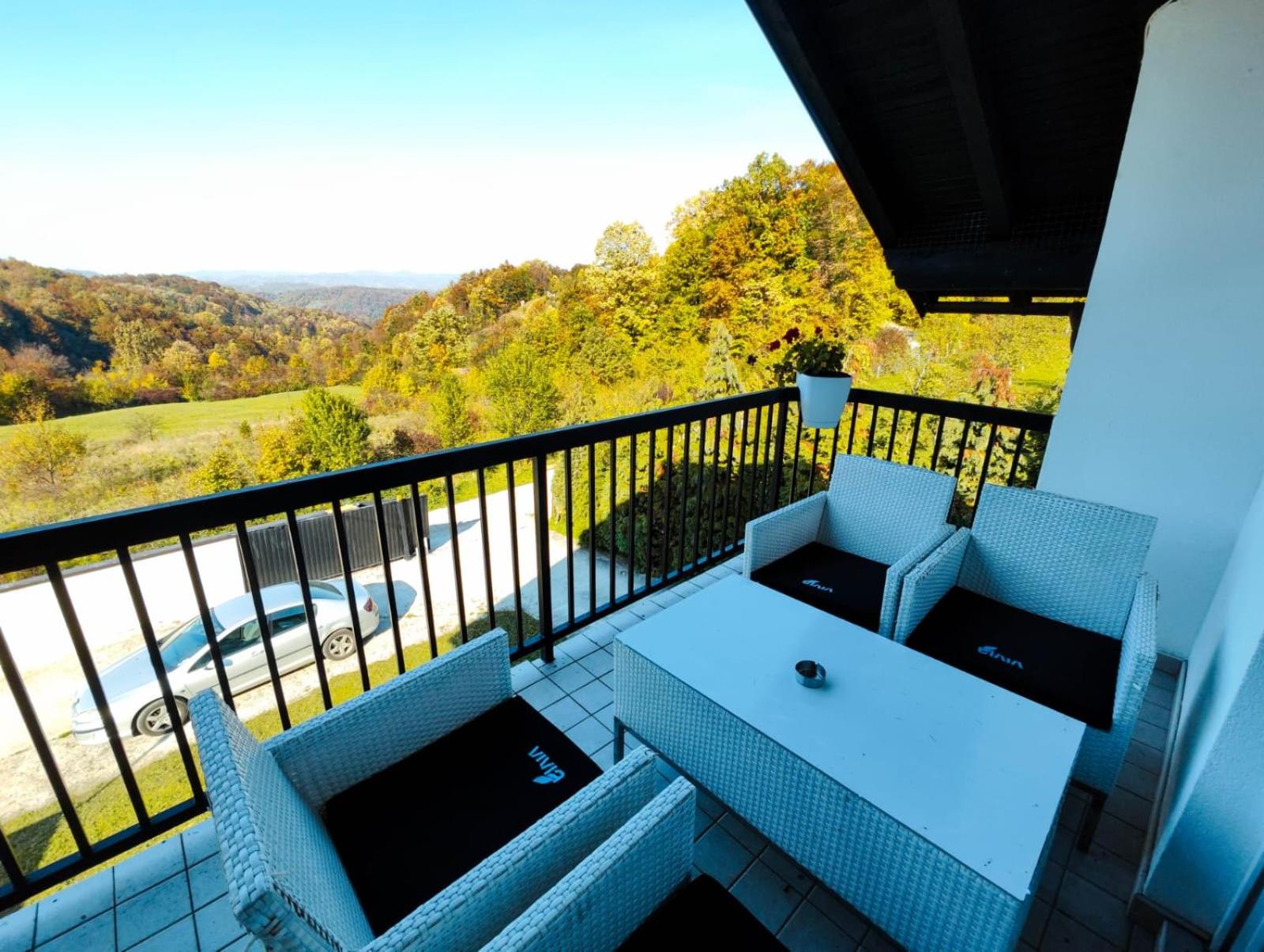 Lexor Holiday Home