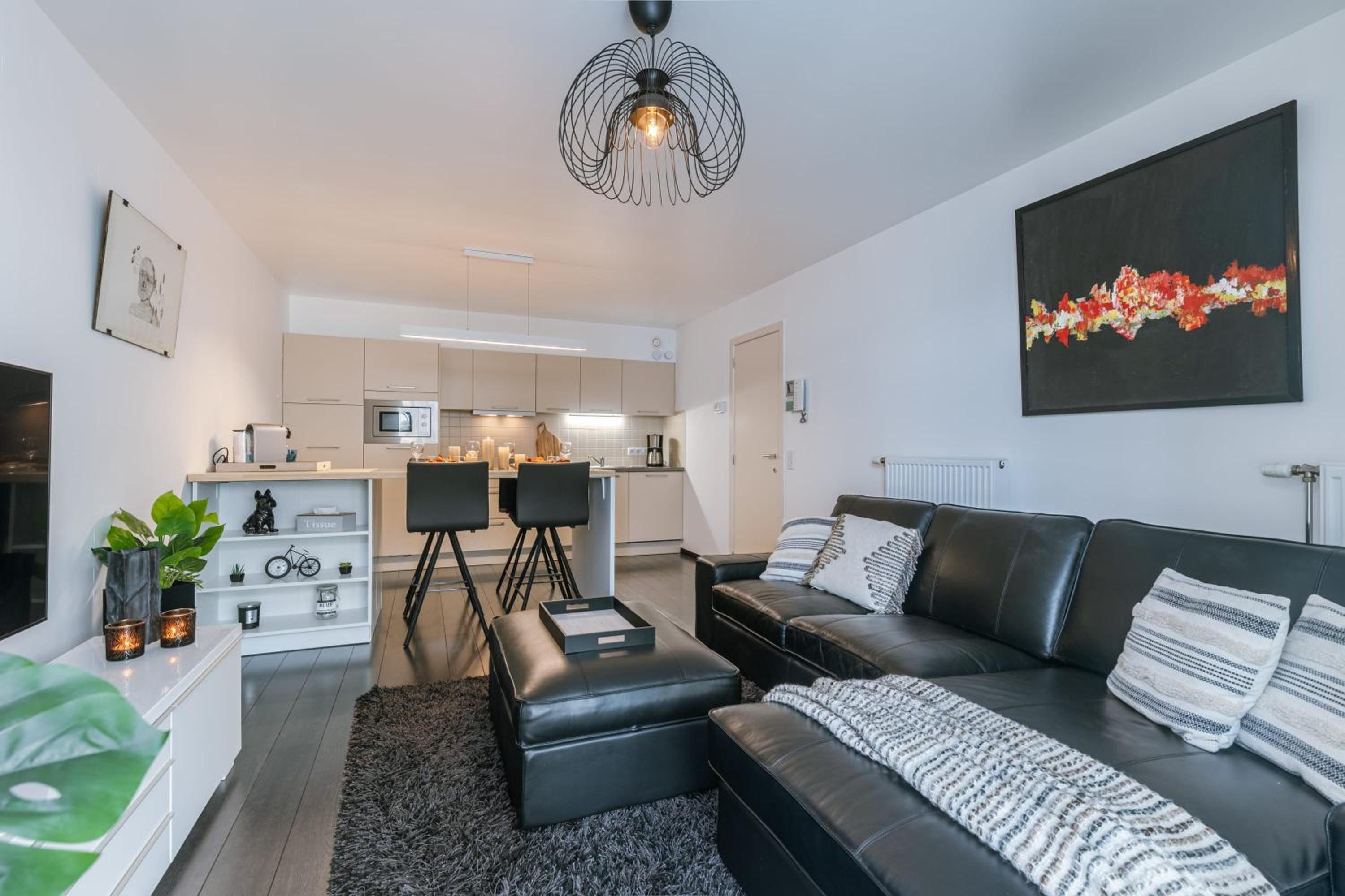Modern apartment near the beach