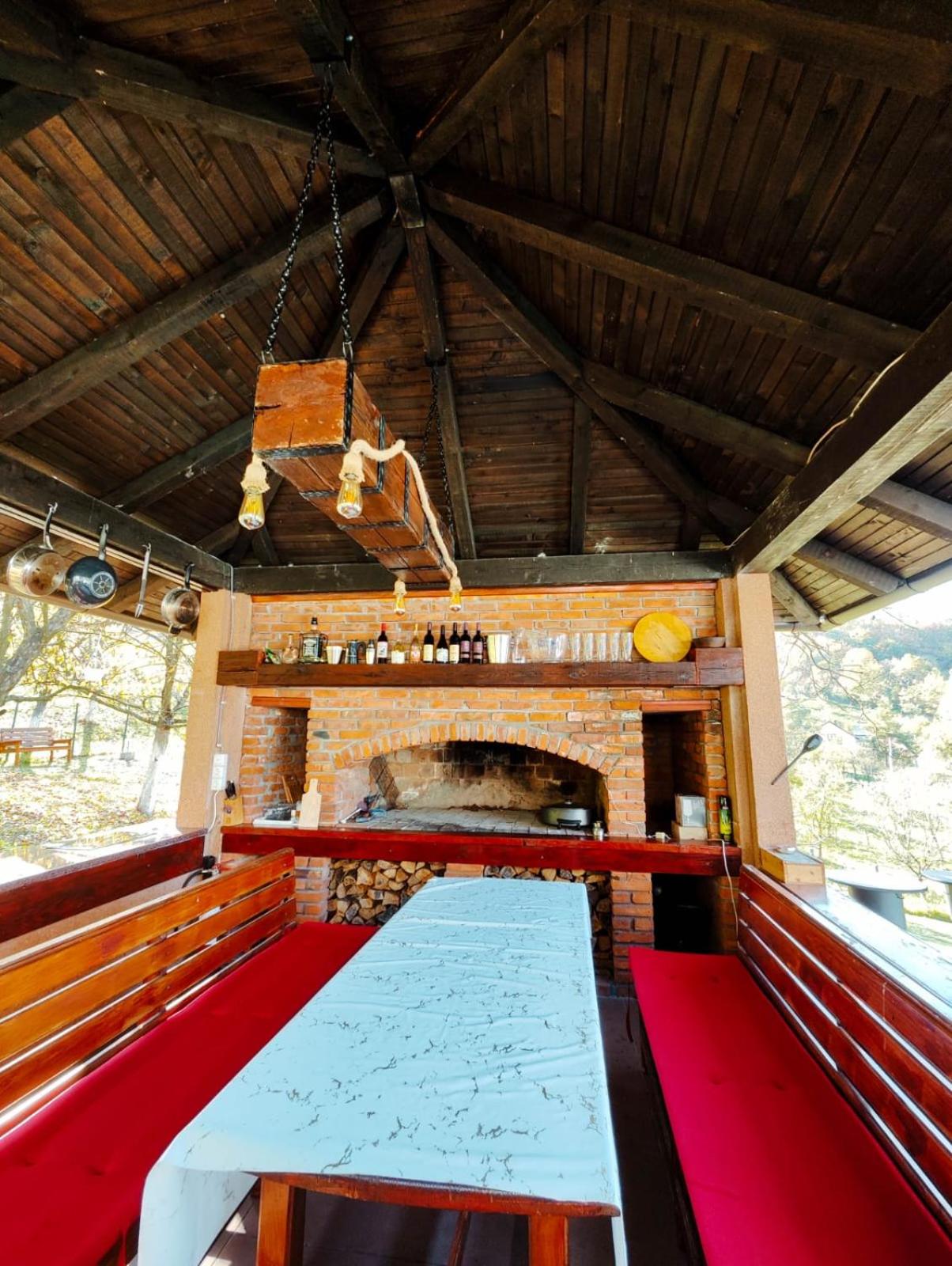 Lexor Holiday Home