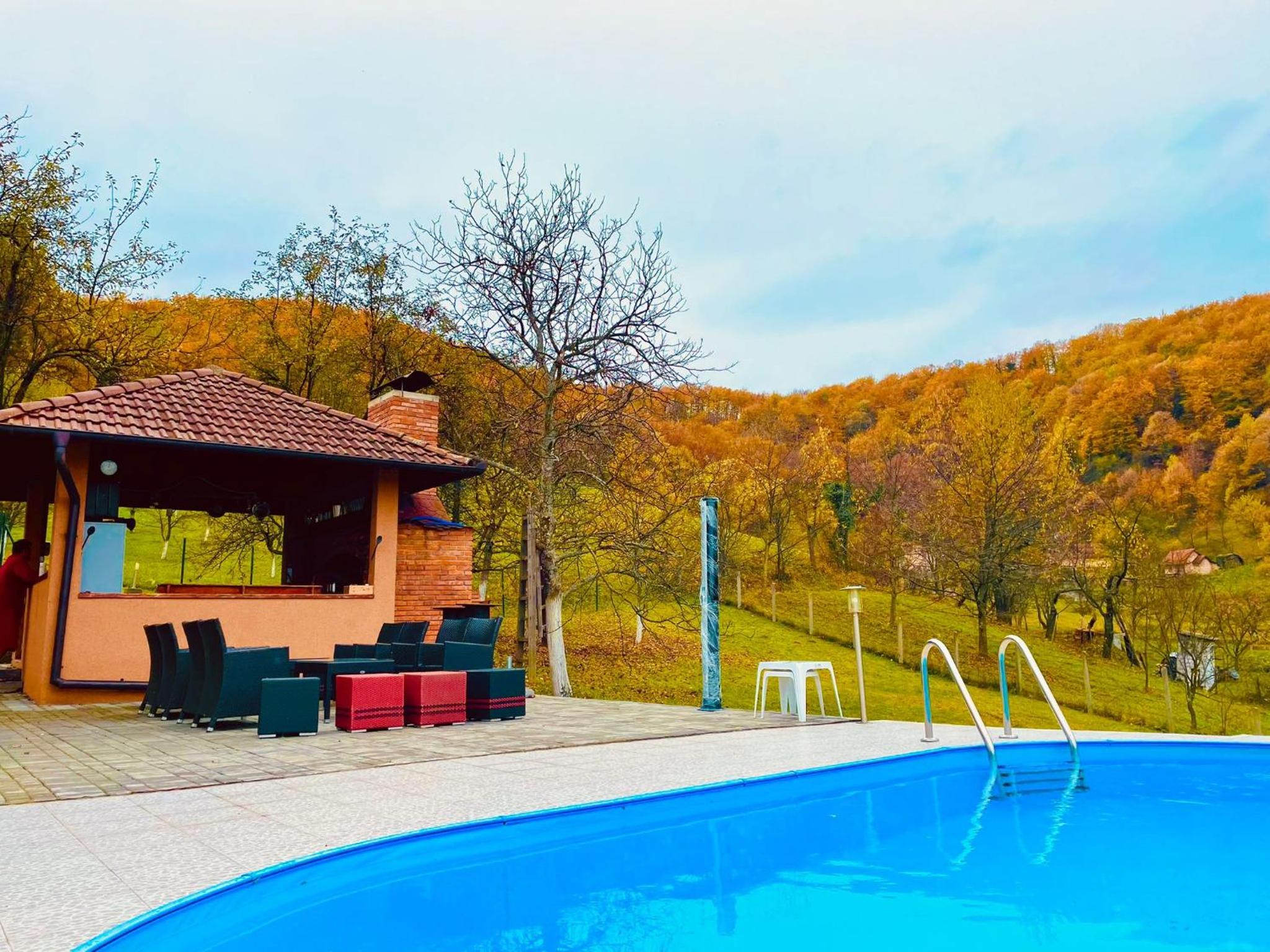 Lexor Holiday Home