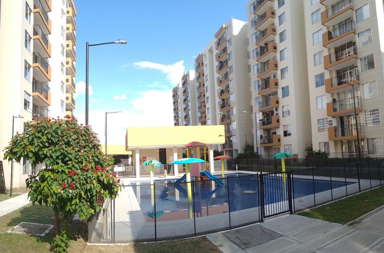 APARTAMENTO COMODO Y ELEGANTE EN RICAURTE CUNDINAMARCA a