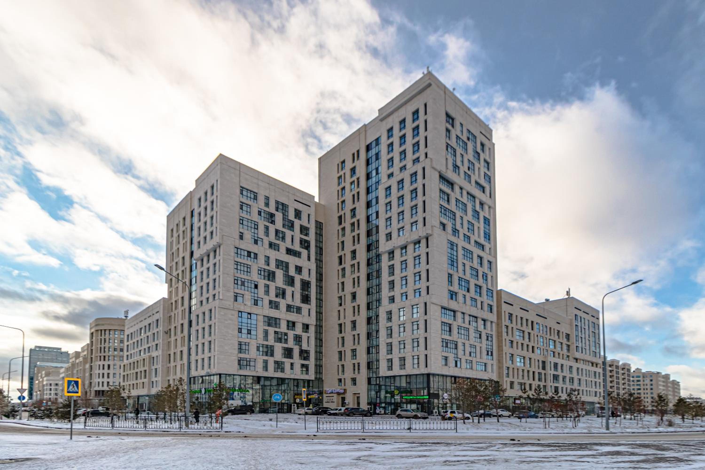 Apartments Promenade 180, ЭКСПО, Mega Silky Way view 5