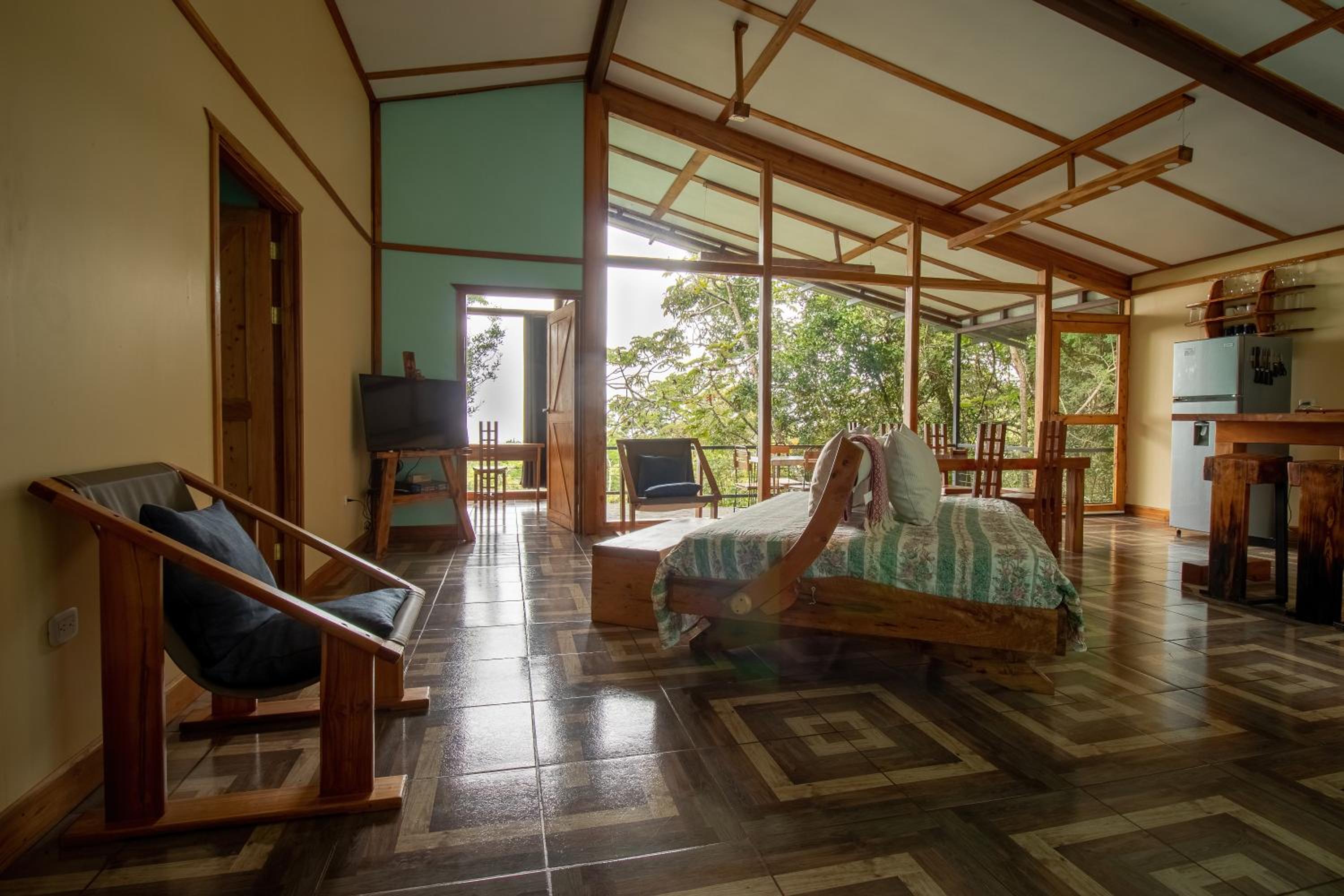 Above the Gulf, Vacation House