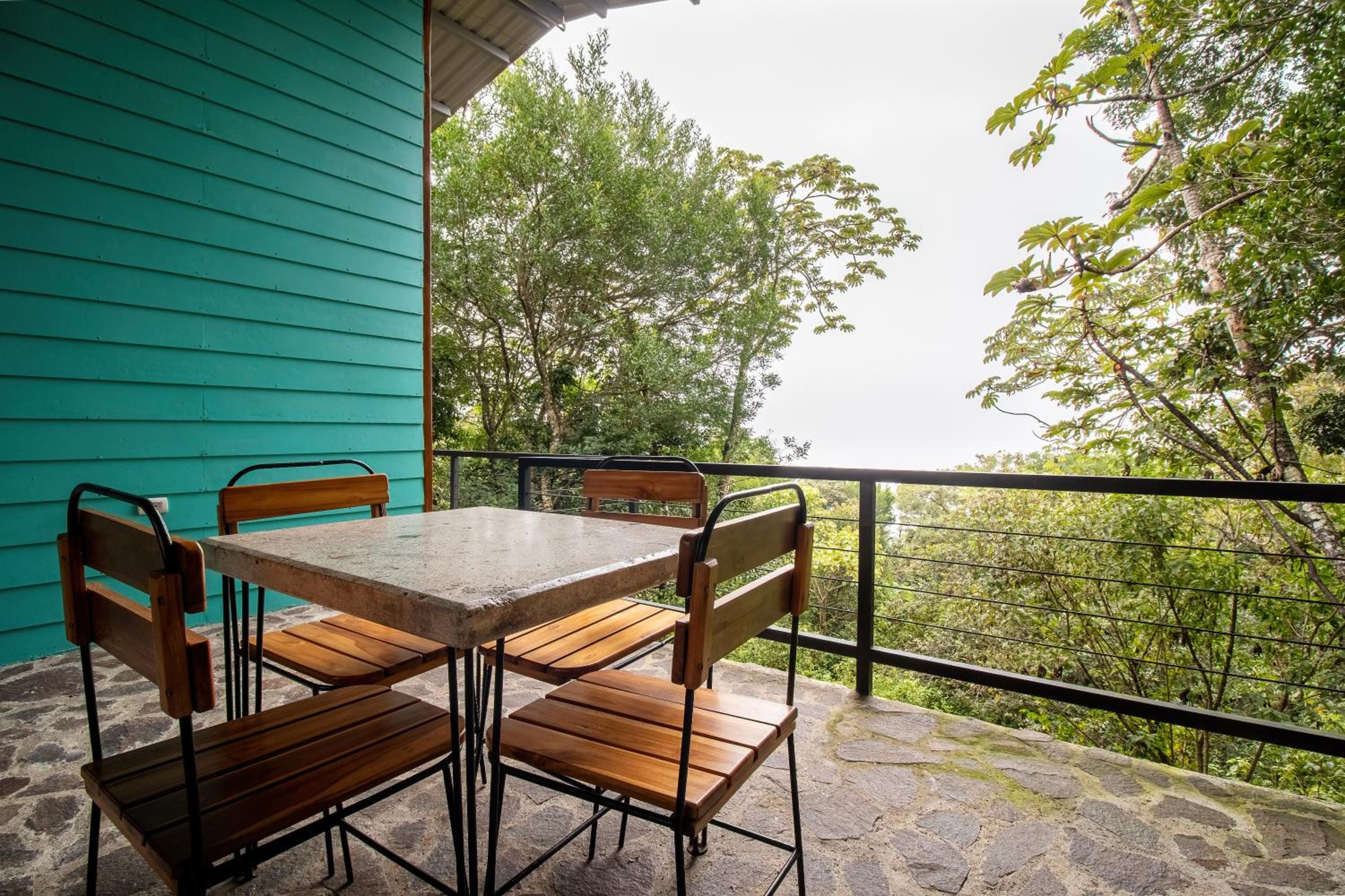 Above the Gulf, Vacation House