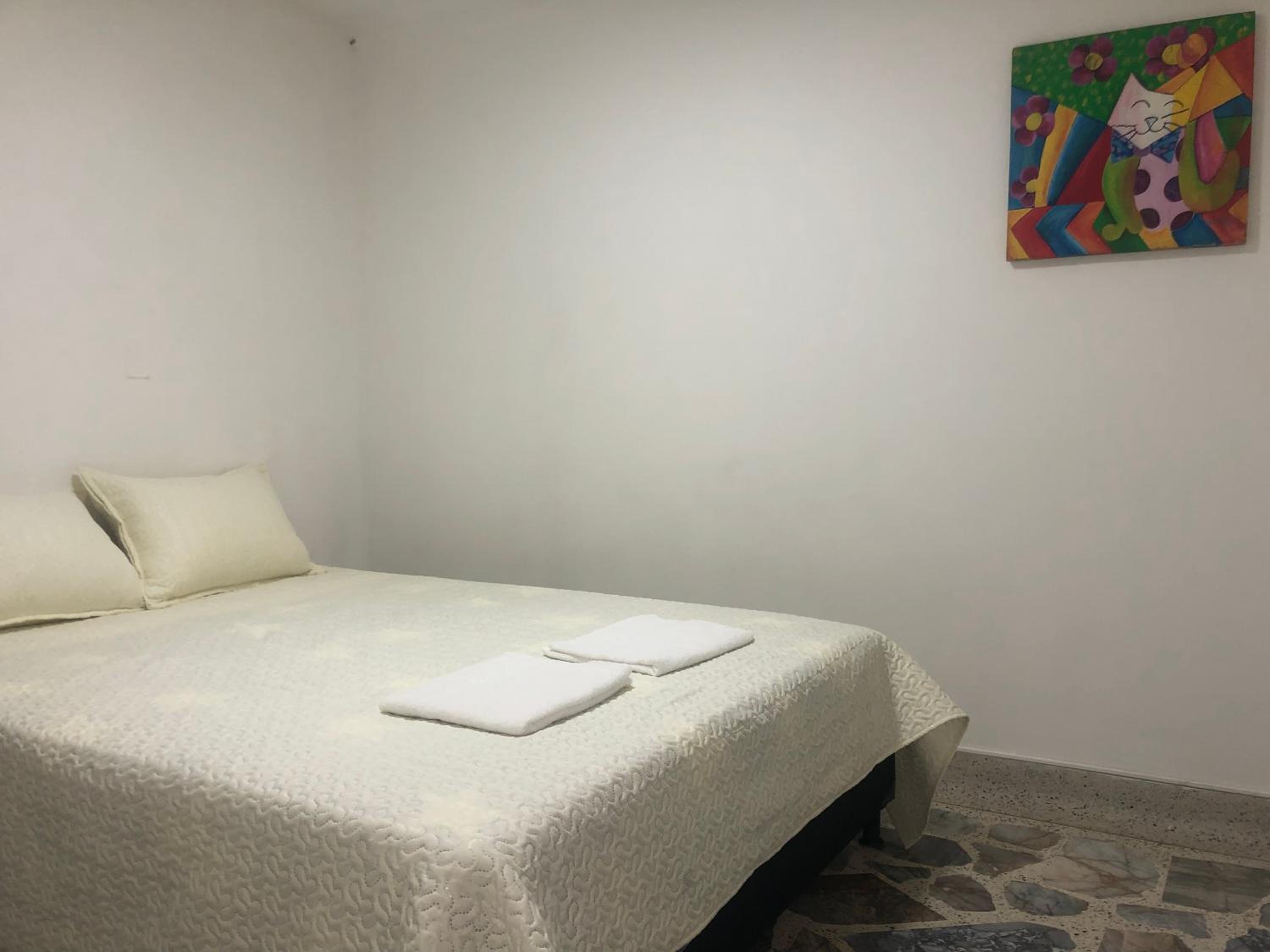 Apartamento cómodo en laureles, grande , céntrico , bien ubicado Apto303