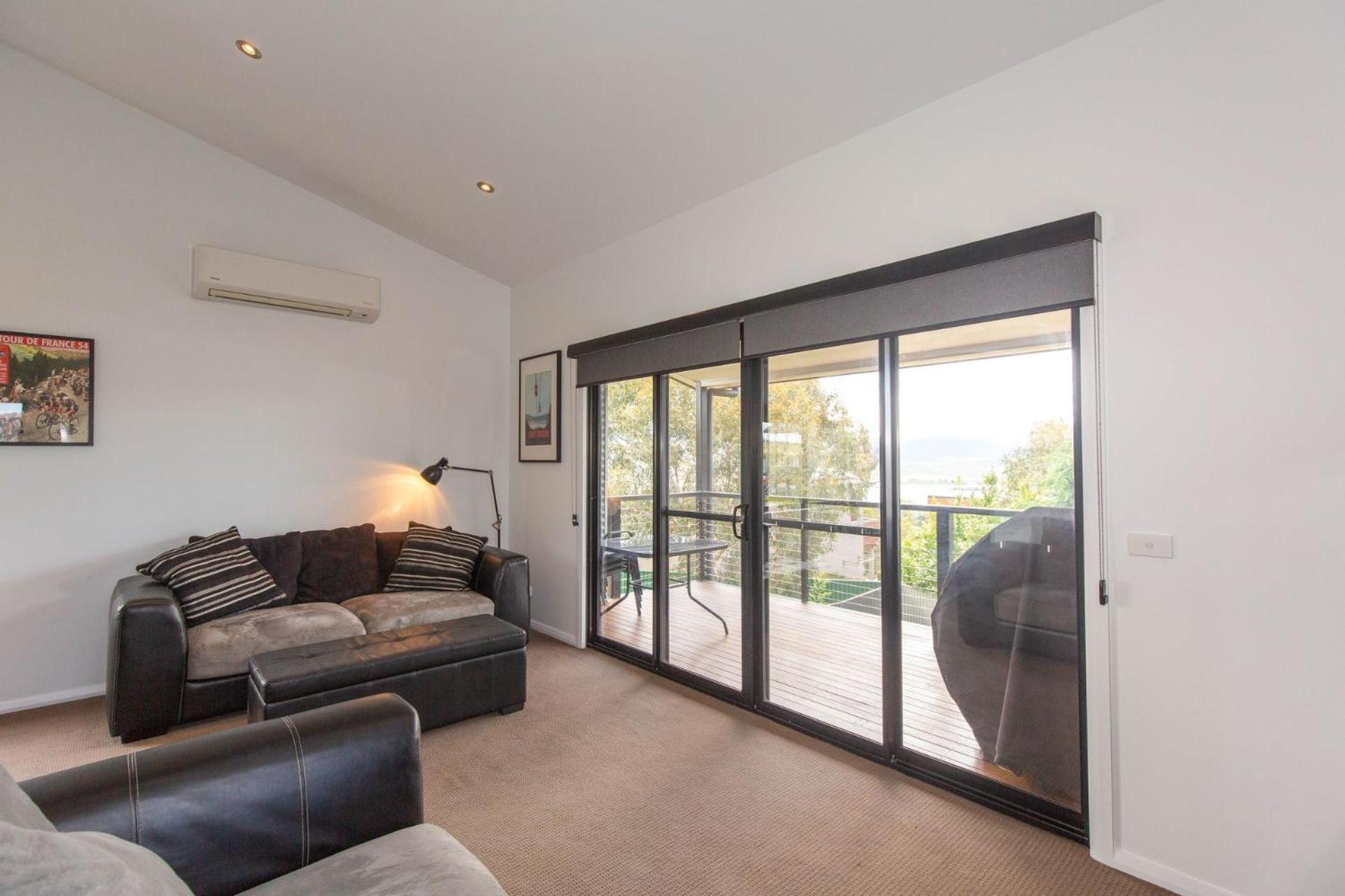 25A Twynam Street