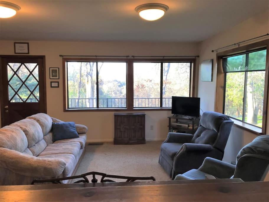 Foothill Acres